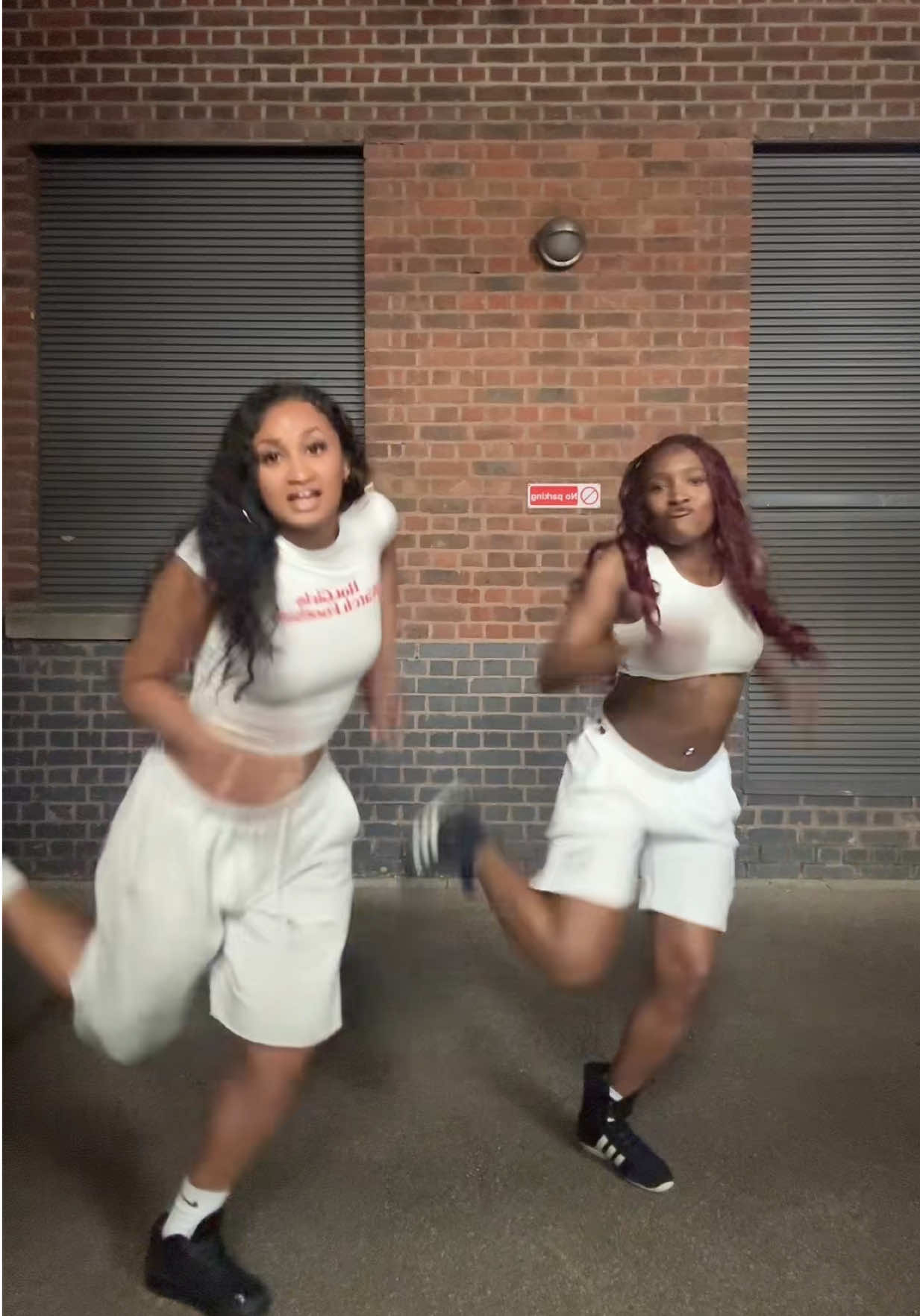 @EbonyChyna