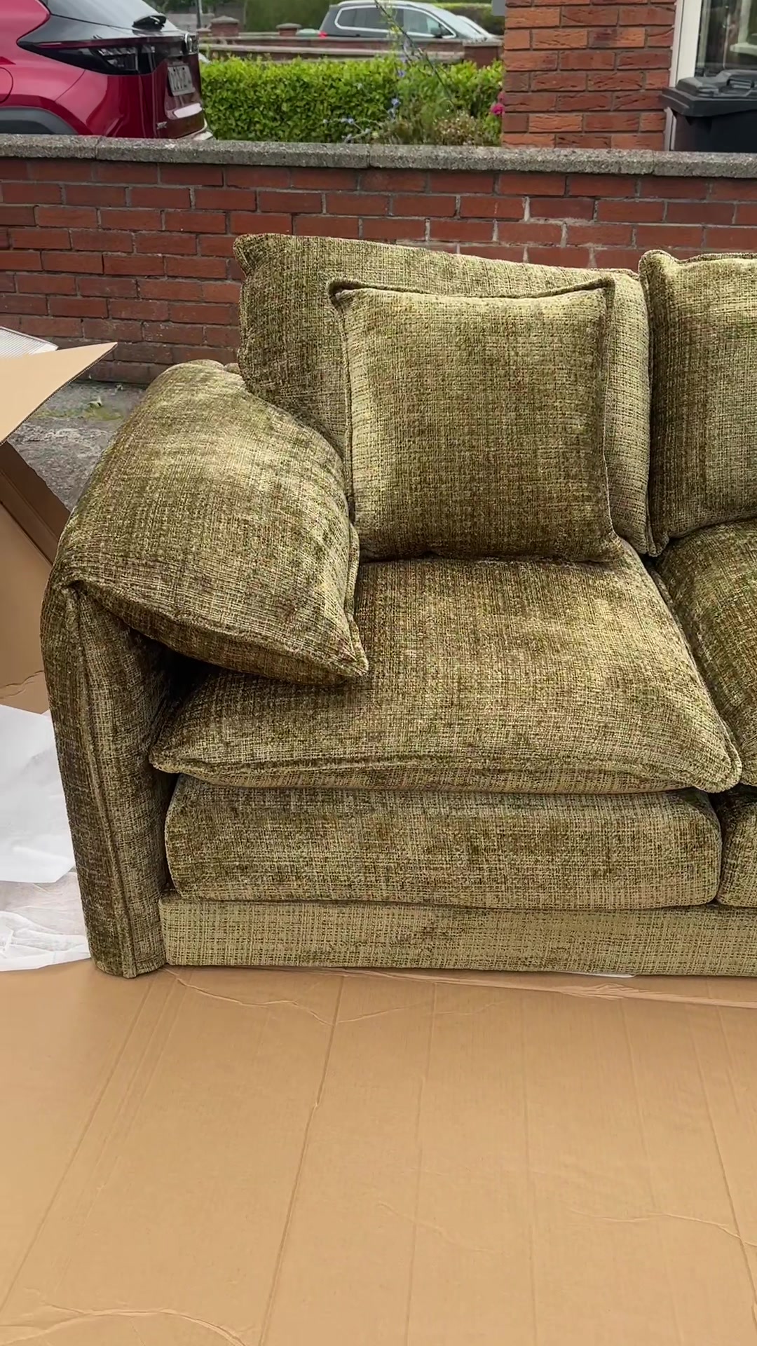 @Furniture Bros Ltd i.e