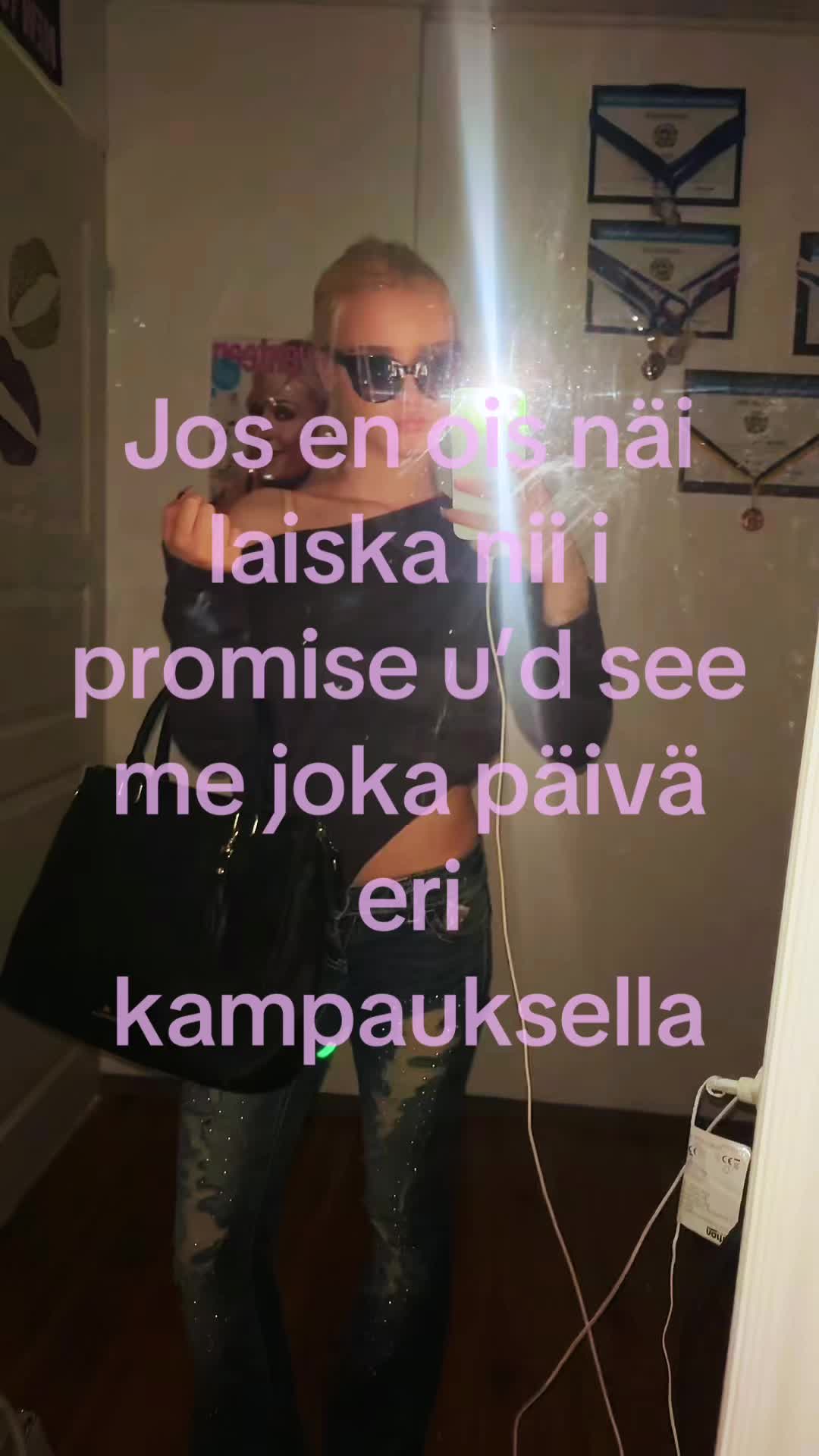 @꧁♕🪽𝒷𝓁ℴ𝓃𝒹 𝒶𝓃𝑔ℯ𝓁🪽♕꧂
