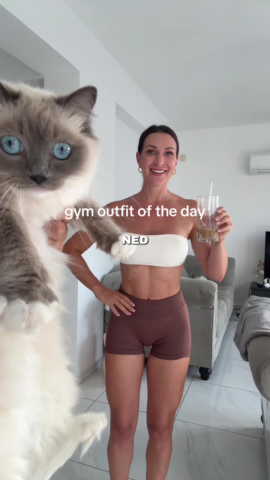 @Eva | Fitness & Lip&ouml;dem
