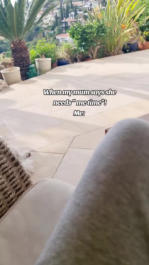 @Luna