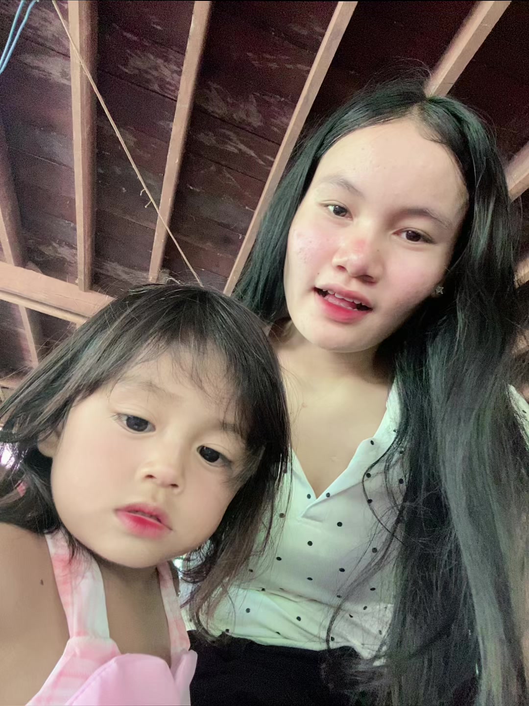 @บู บี่😝😘