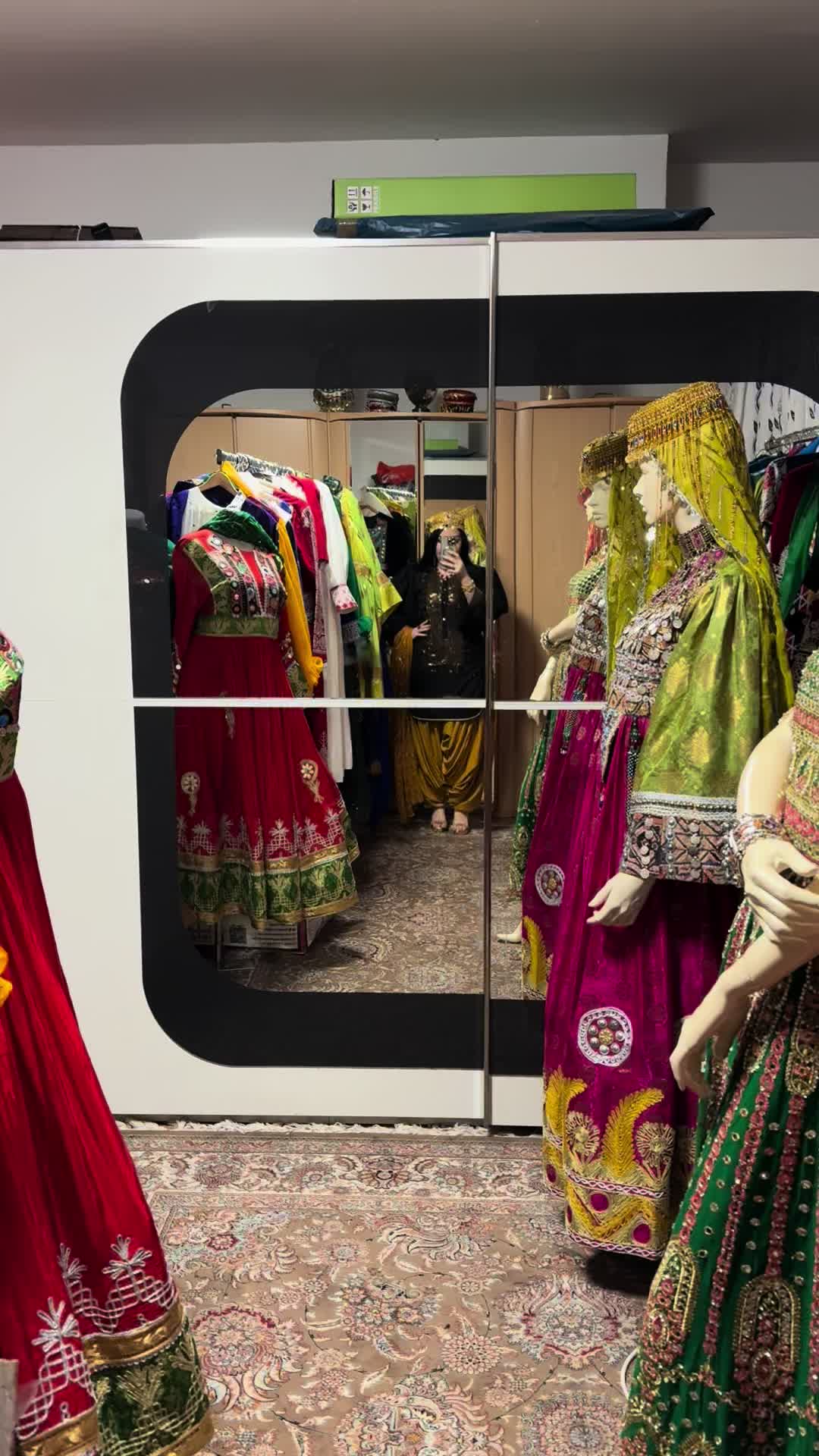 @Zeba Collection