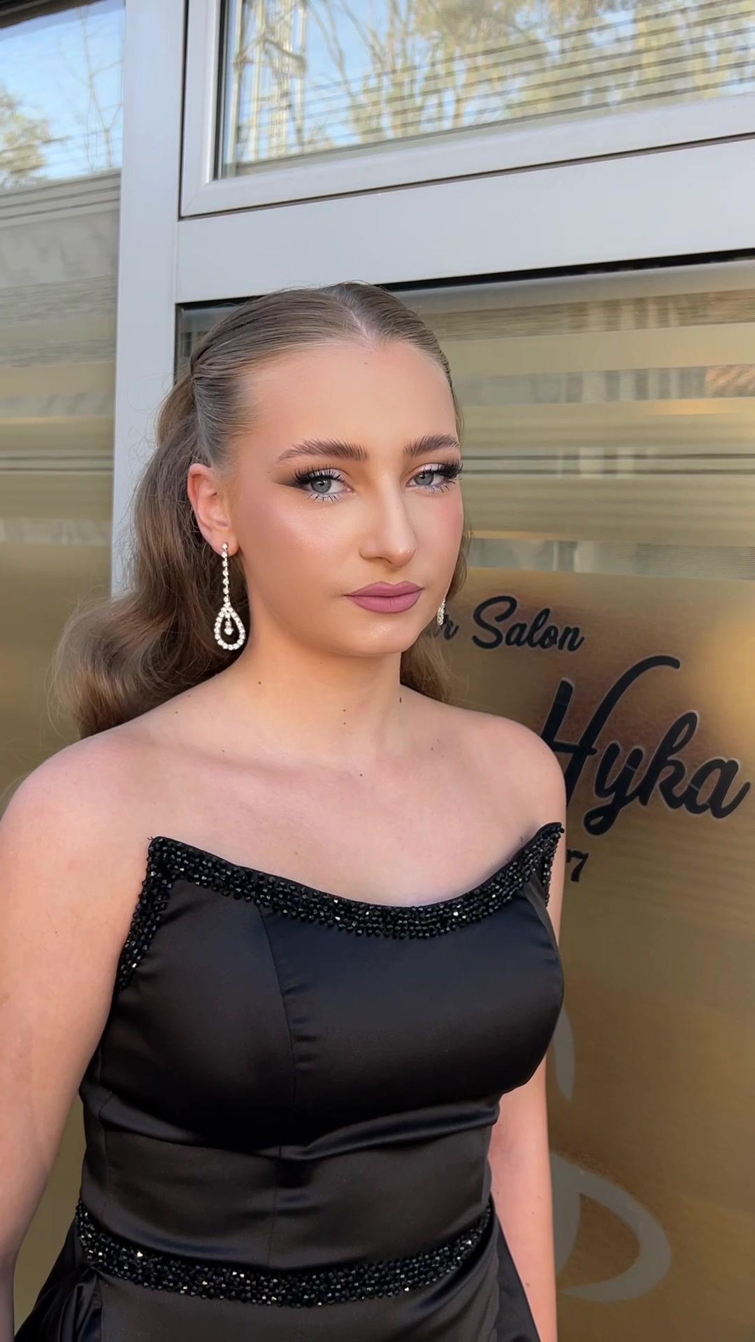 @Matianah_makeup_brows