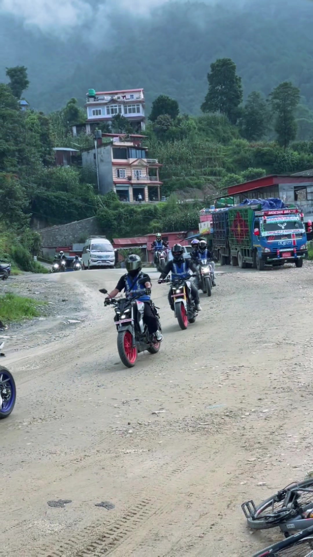 @Ekendra
