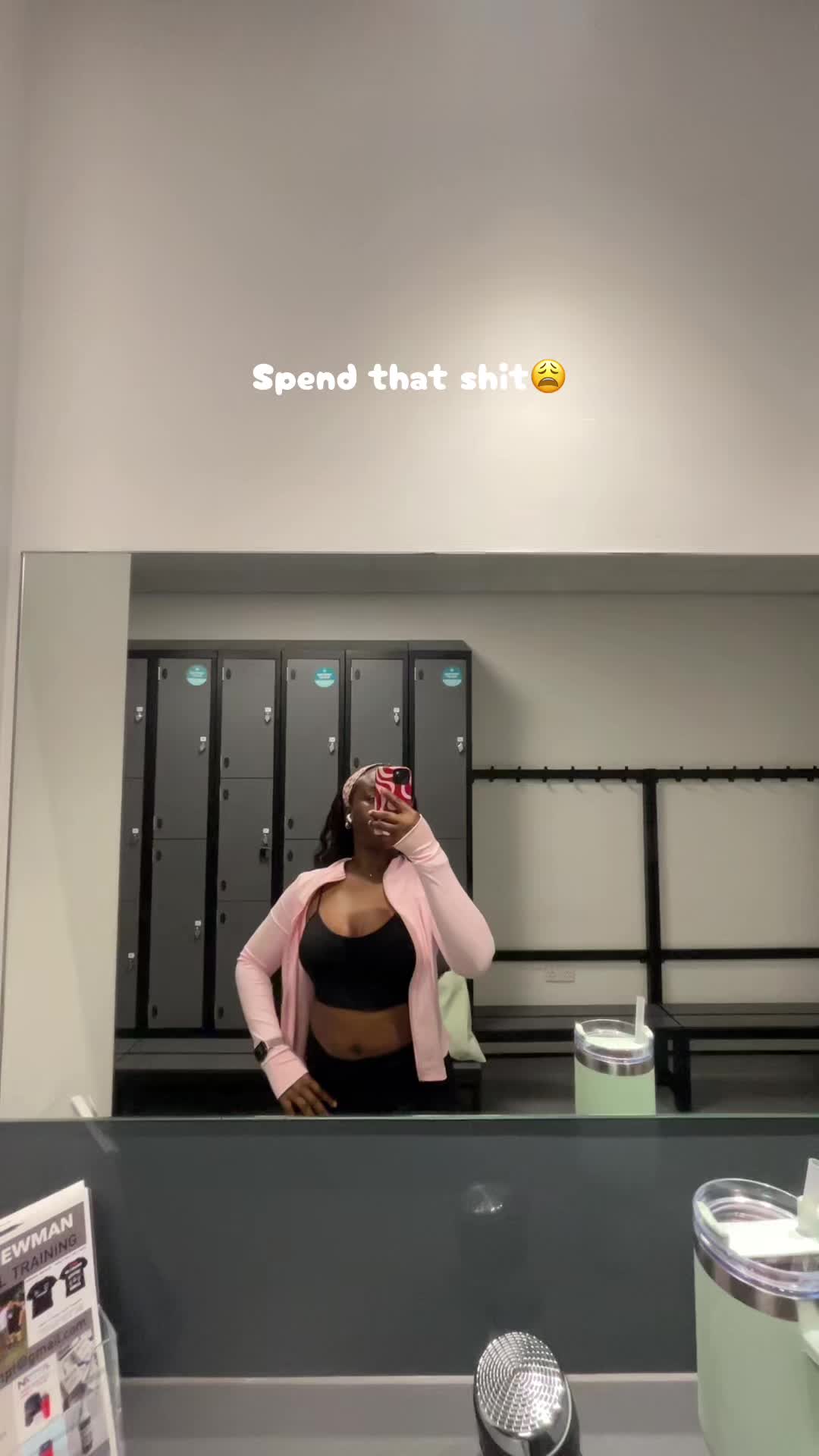 @Fẹ́yí ♡