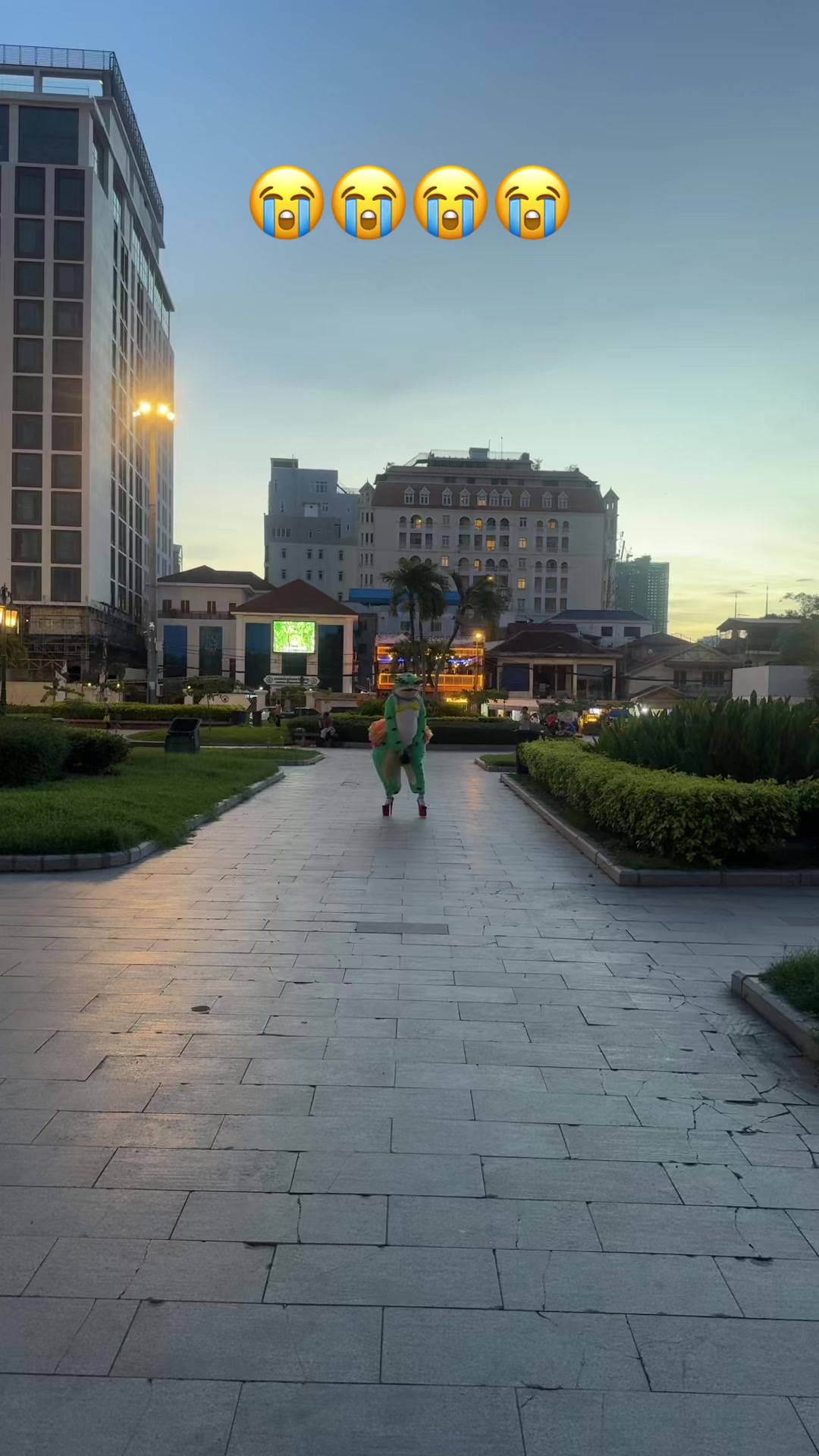 @ឈុននីរីវិជ្ជាponlork🇰🇭
