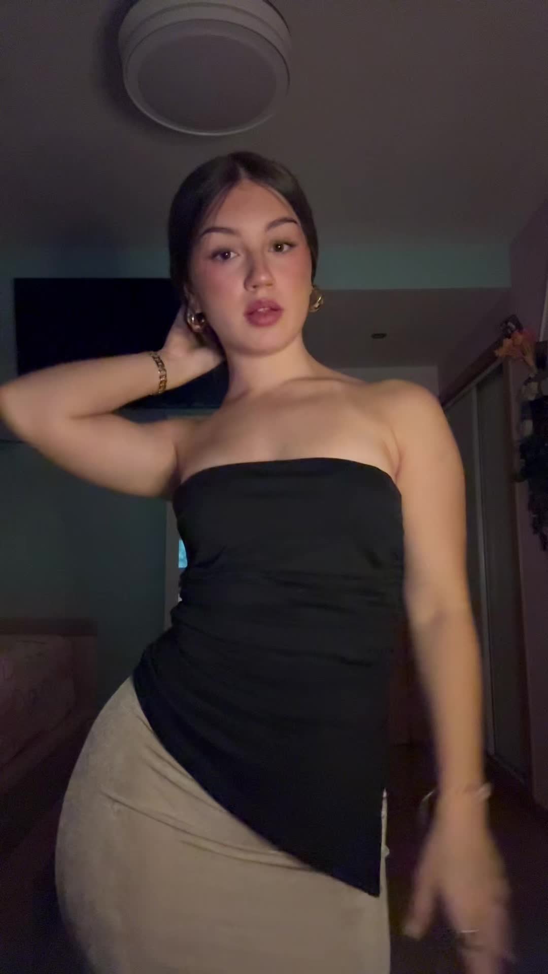 @Daniela Hern&aacute;ndez