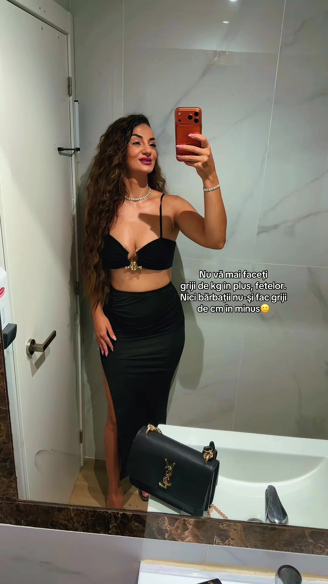 @Roxi Maria 👑