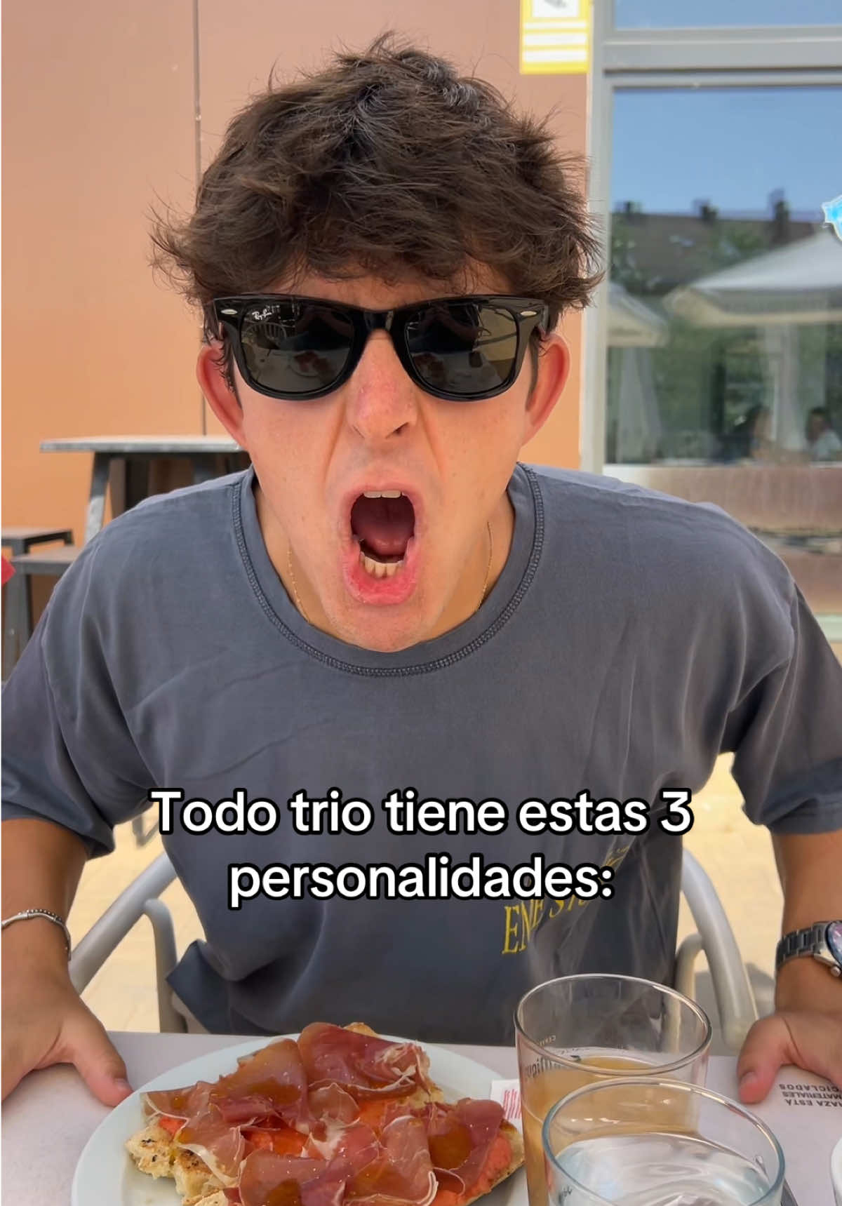 @Javier y Álvaro