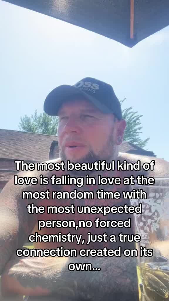 @leo blue eyes