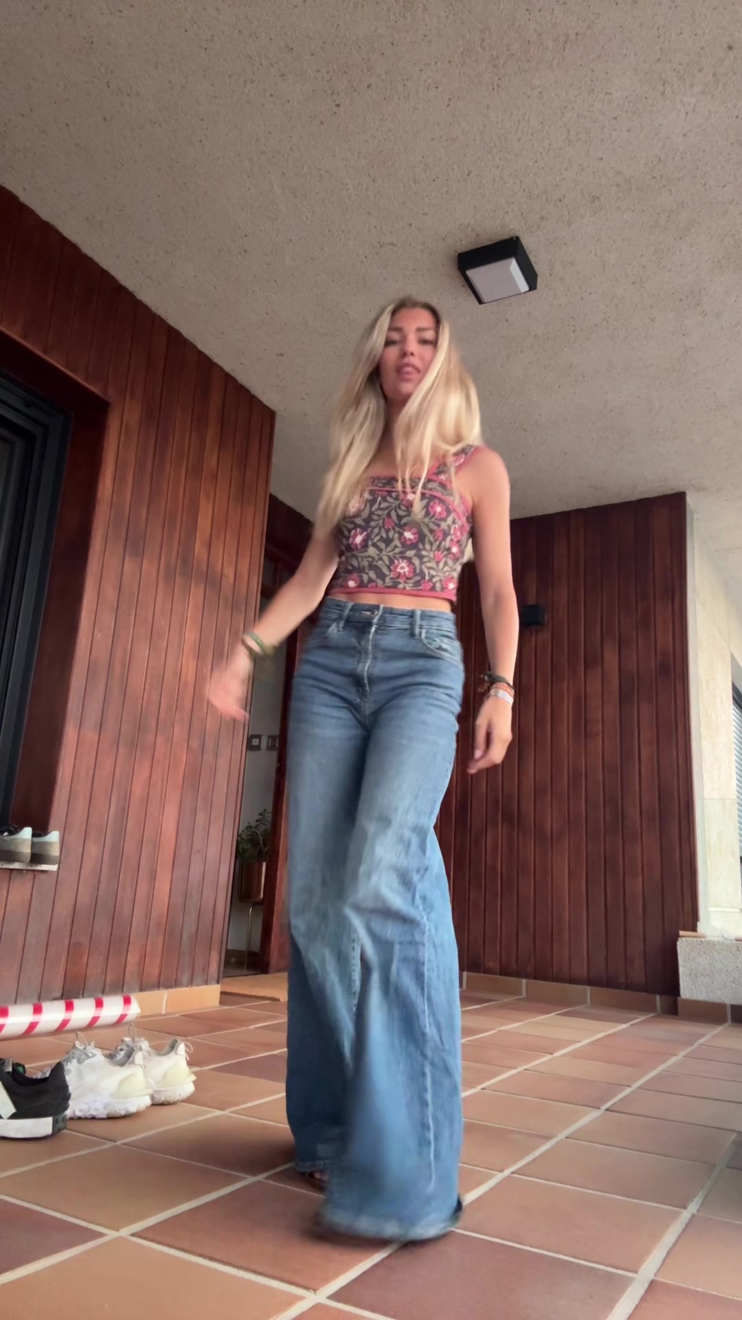 @victoria lópez