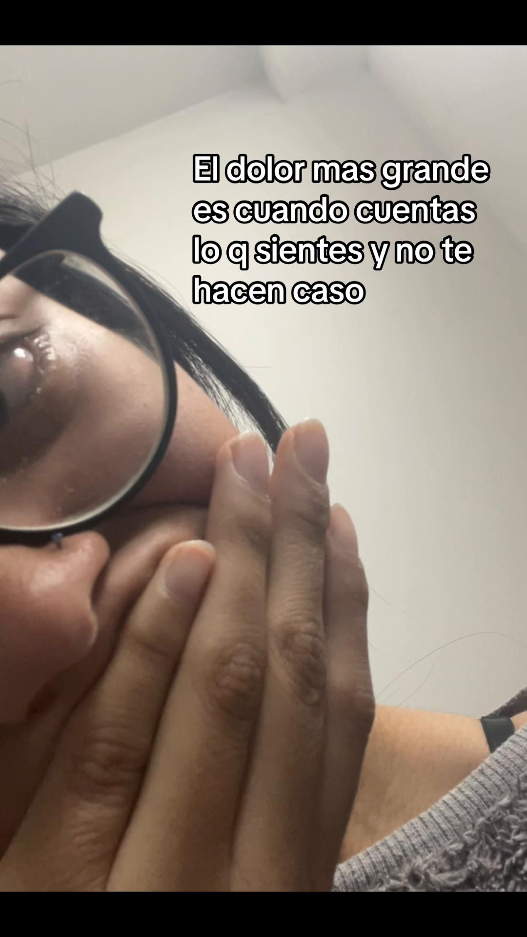 @👻