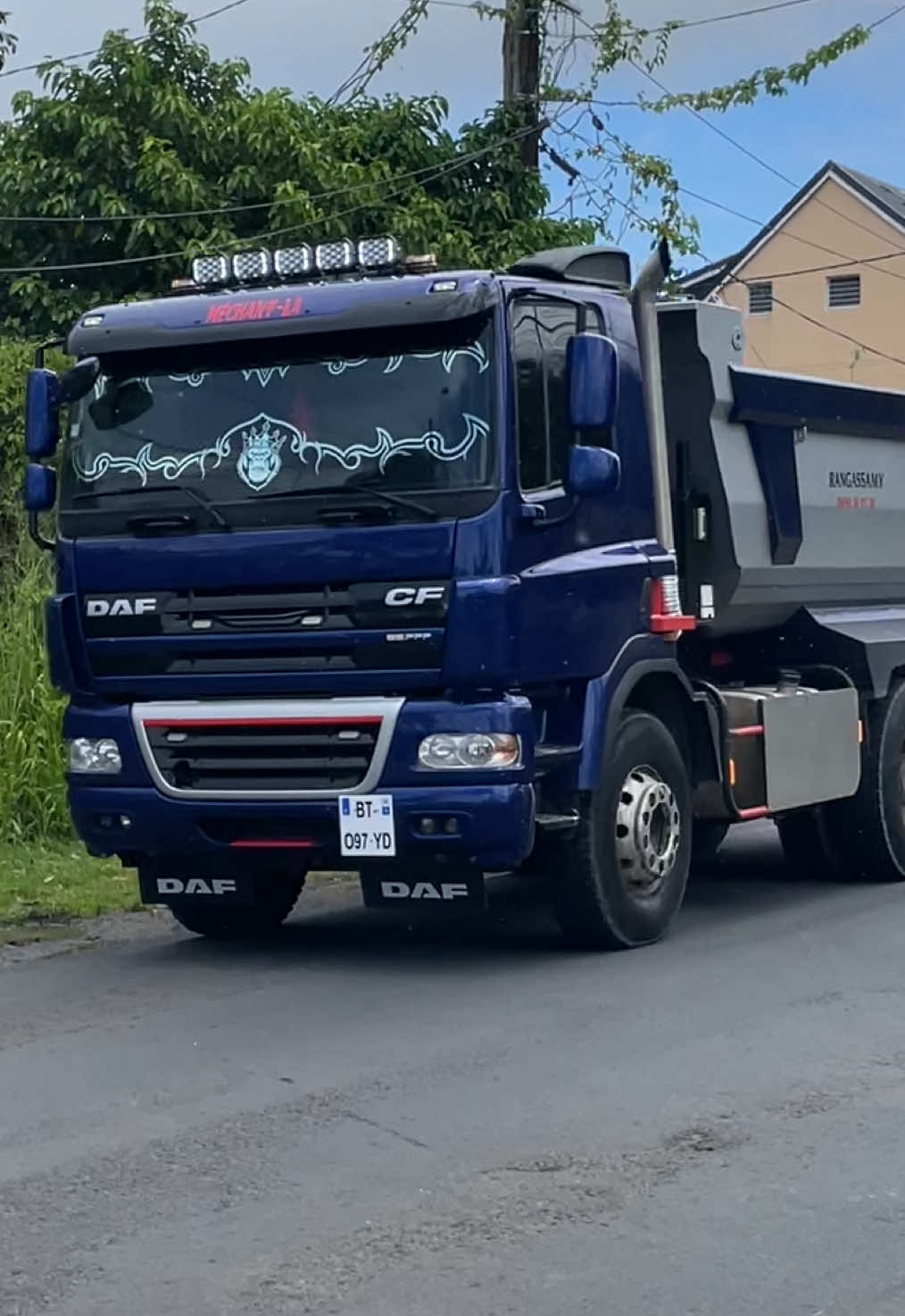 @trucks.gwada