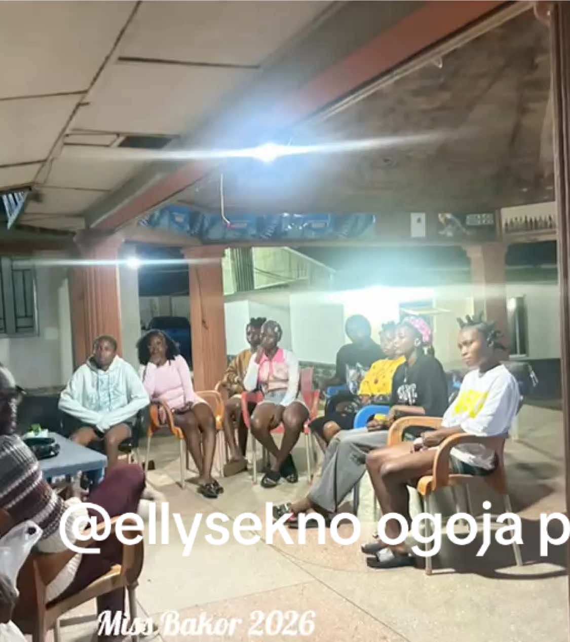 @ellysekno_kaybi_a1