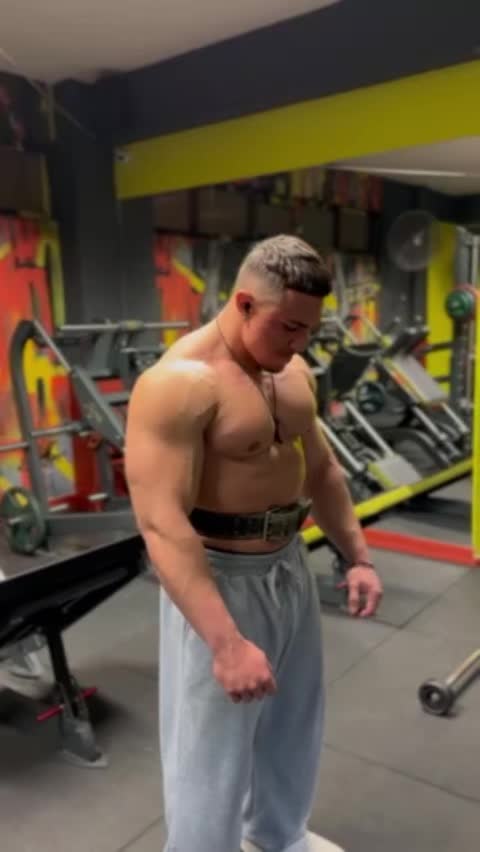 @melia 🏋️