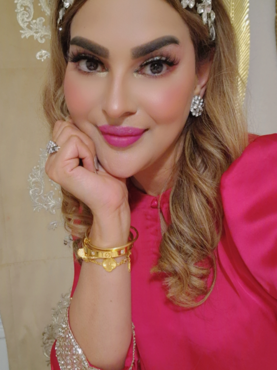 @@queensamofficial