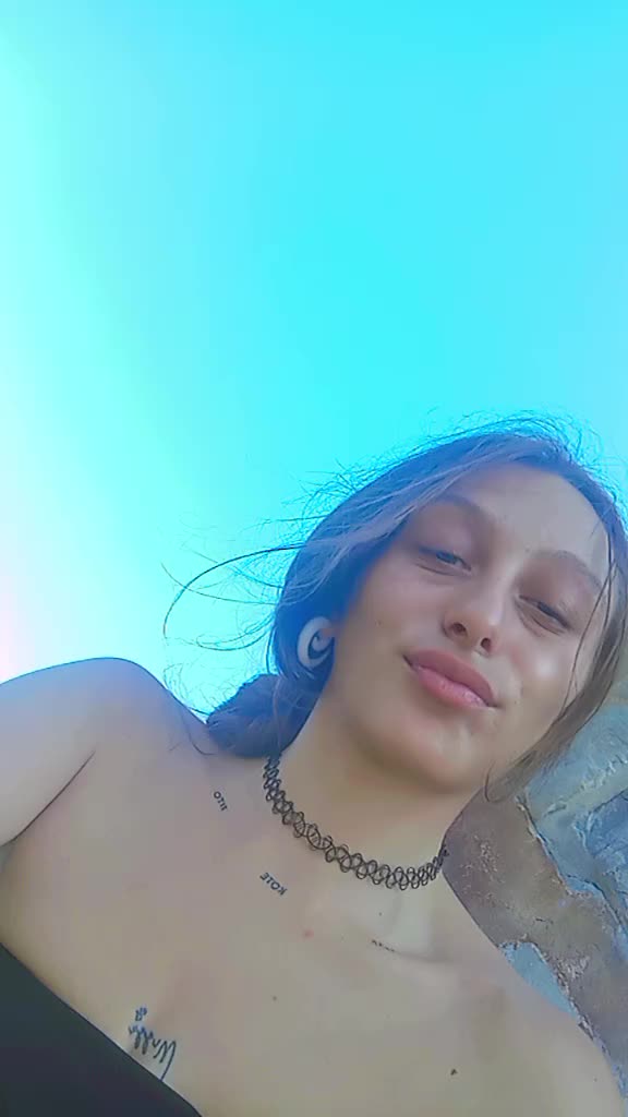 @Meryyy🌸💞✨🦋🫧👽💣