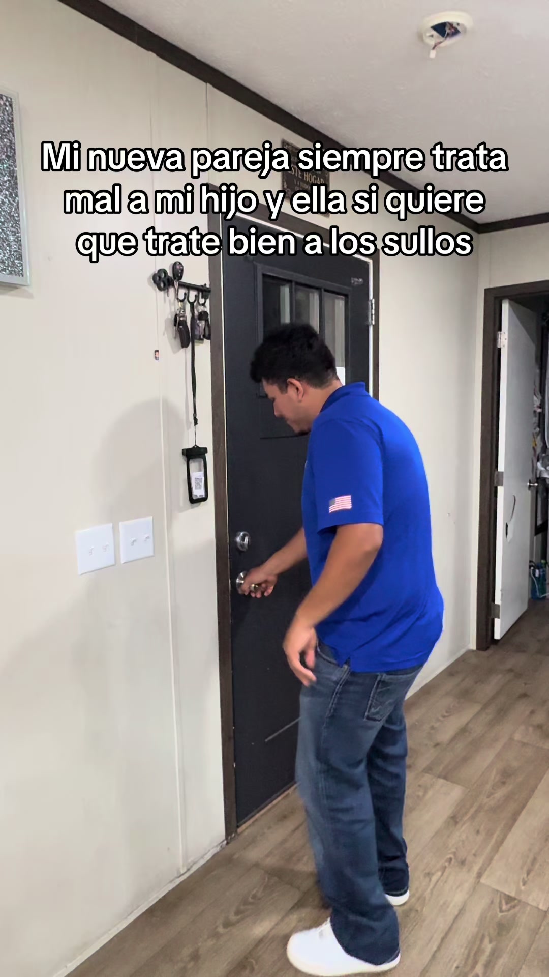 @Una familia mexicana🇲🇽