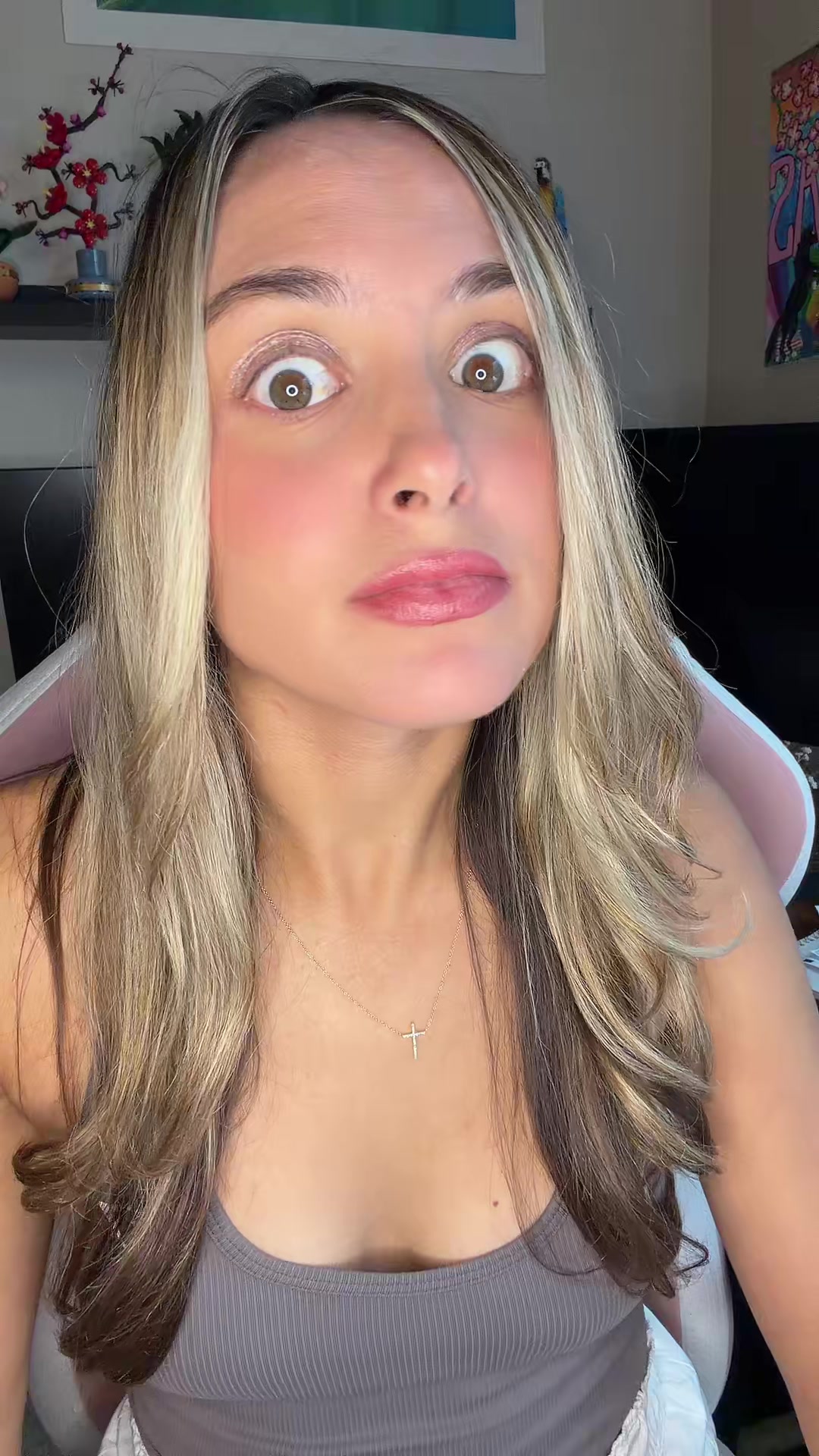 @sophfroggg
