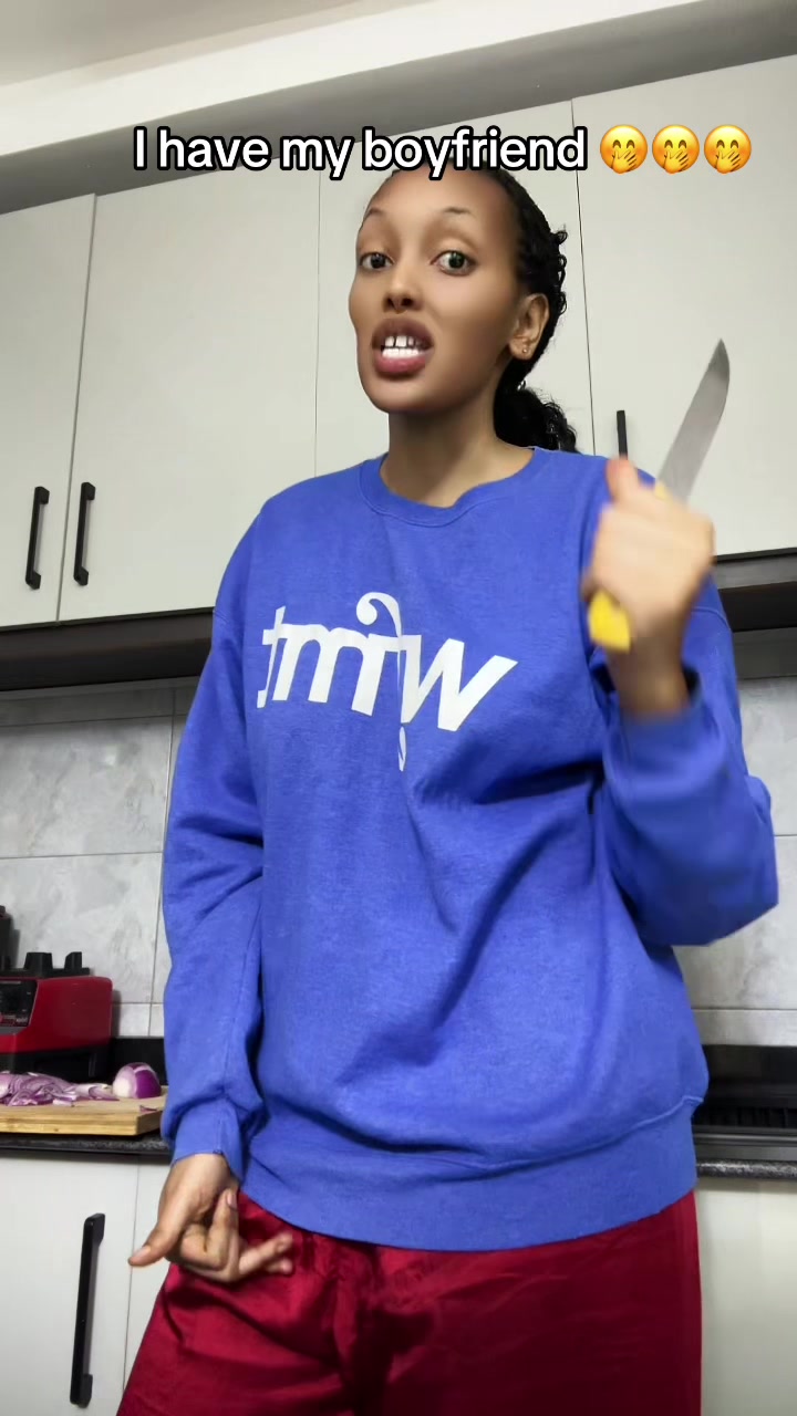 @Latifa🇷🇼