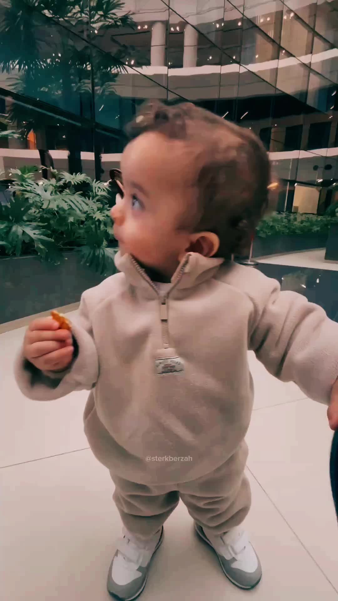 @&Uuml;zeyir