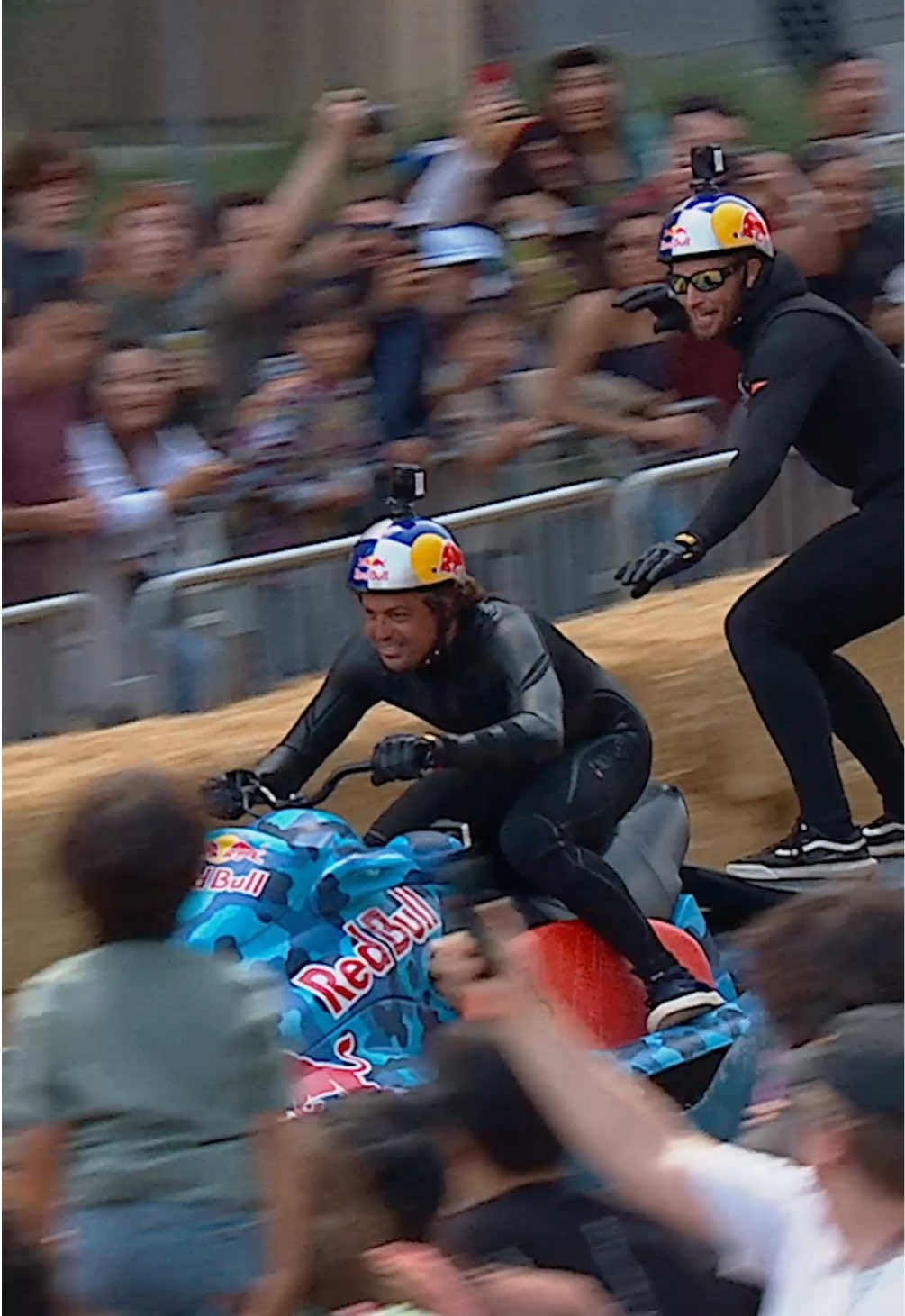 @Red Bull Surfing