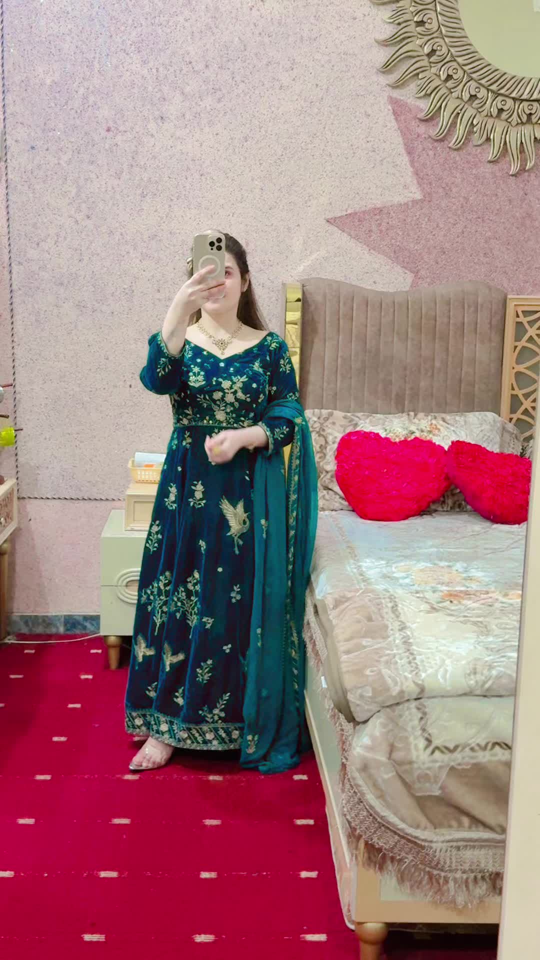 @sherni_girl95