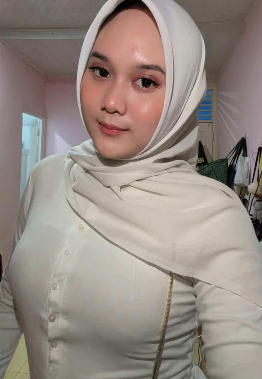 @Upayy