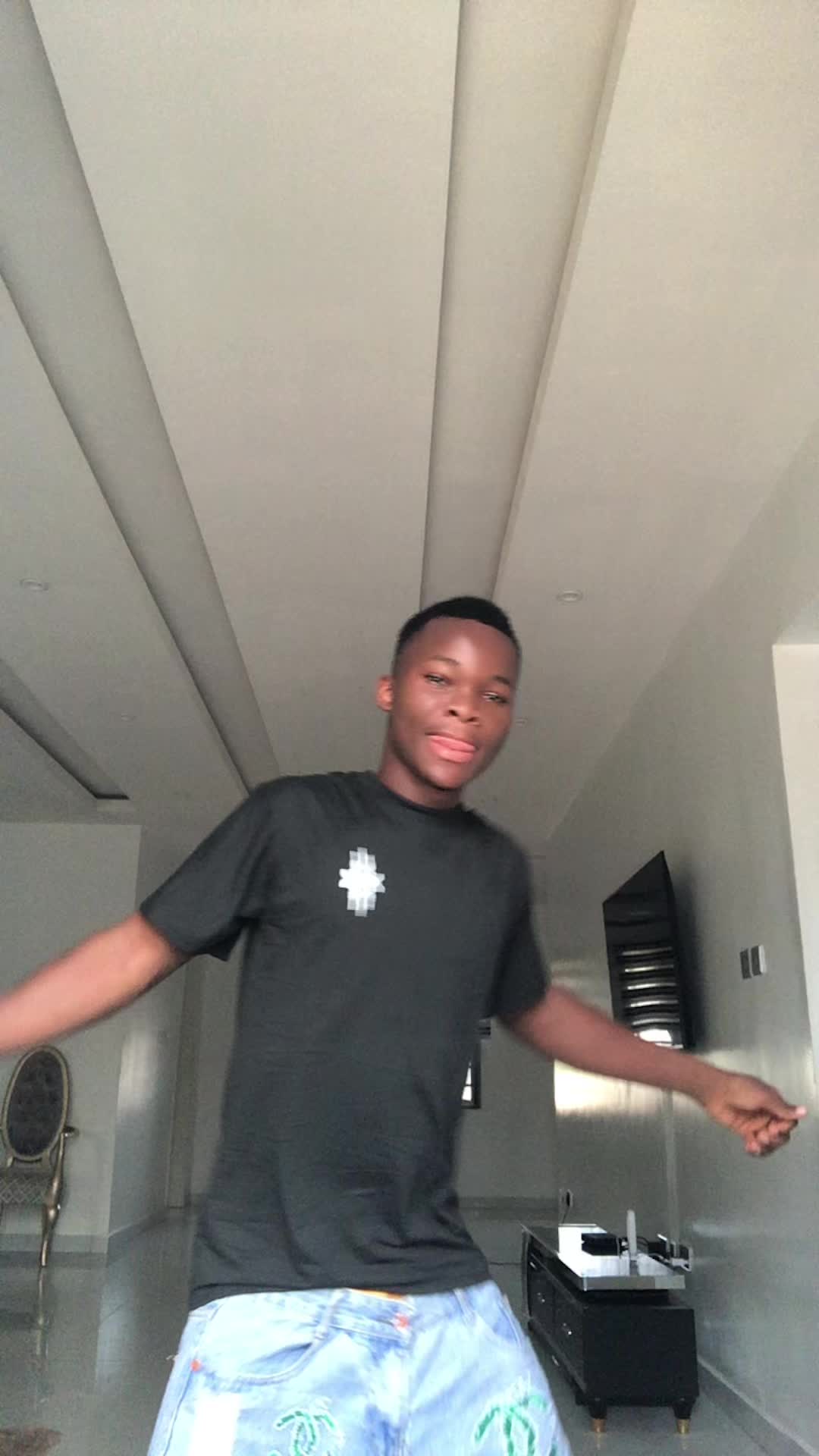 @CEO EMMA❤️🚀