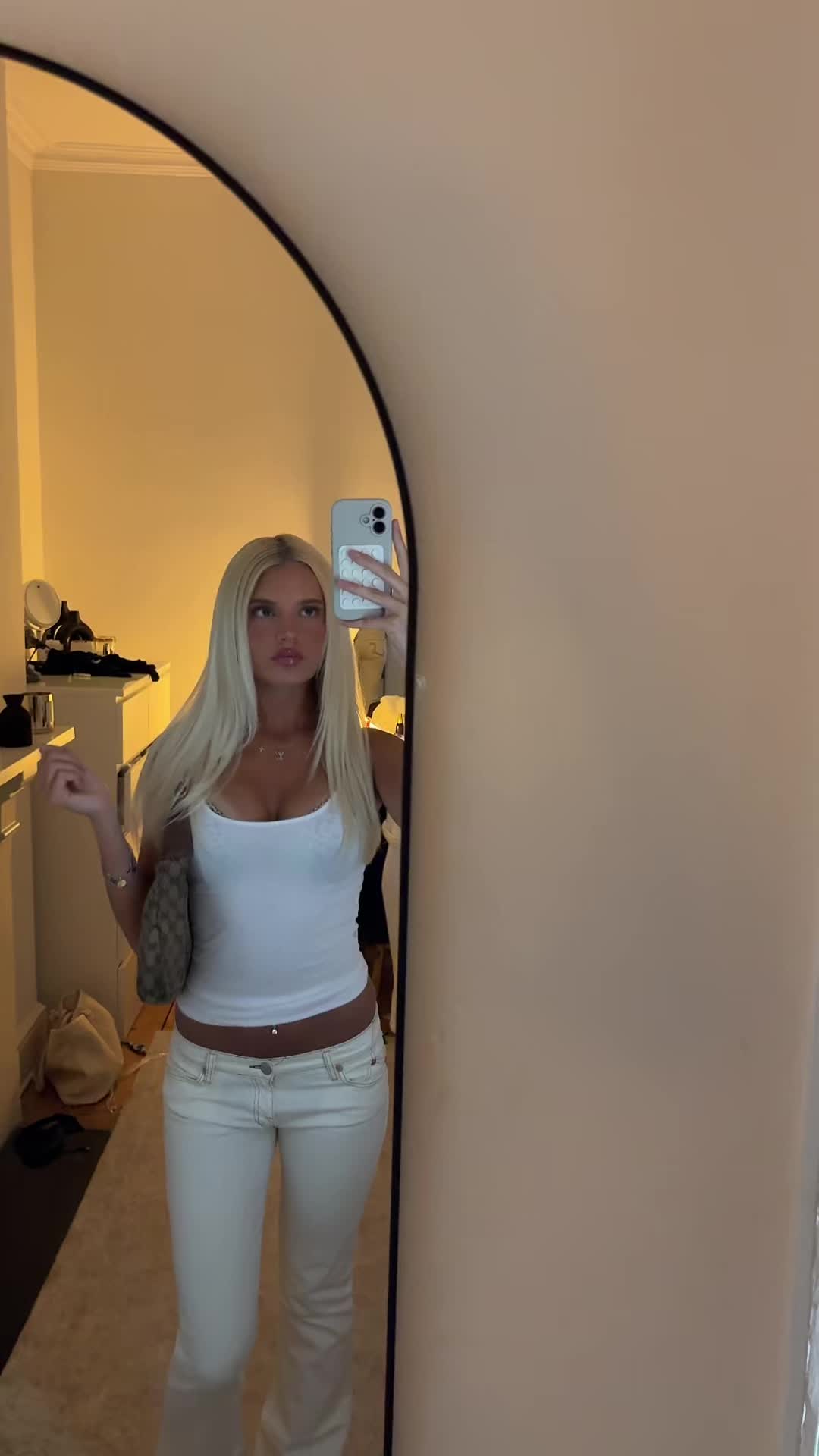 @Sophia 🪽