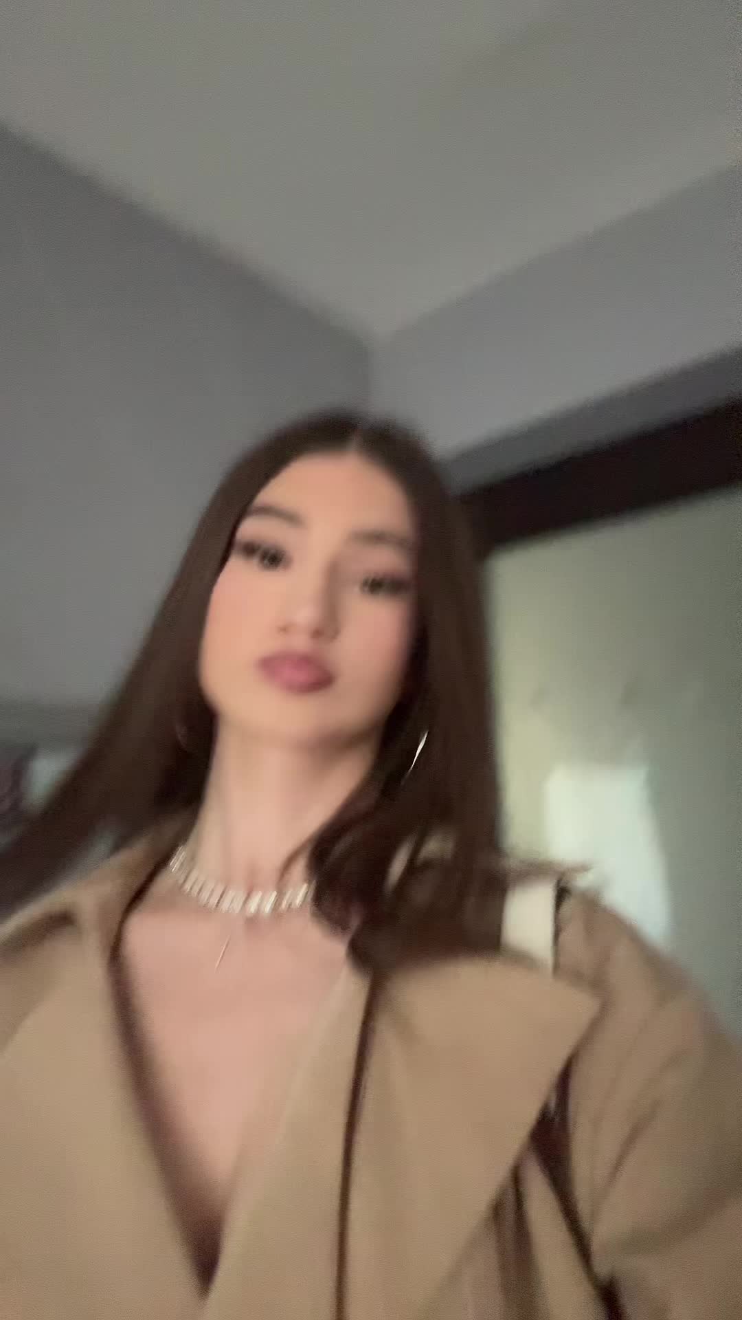 @Ianira