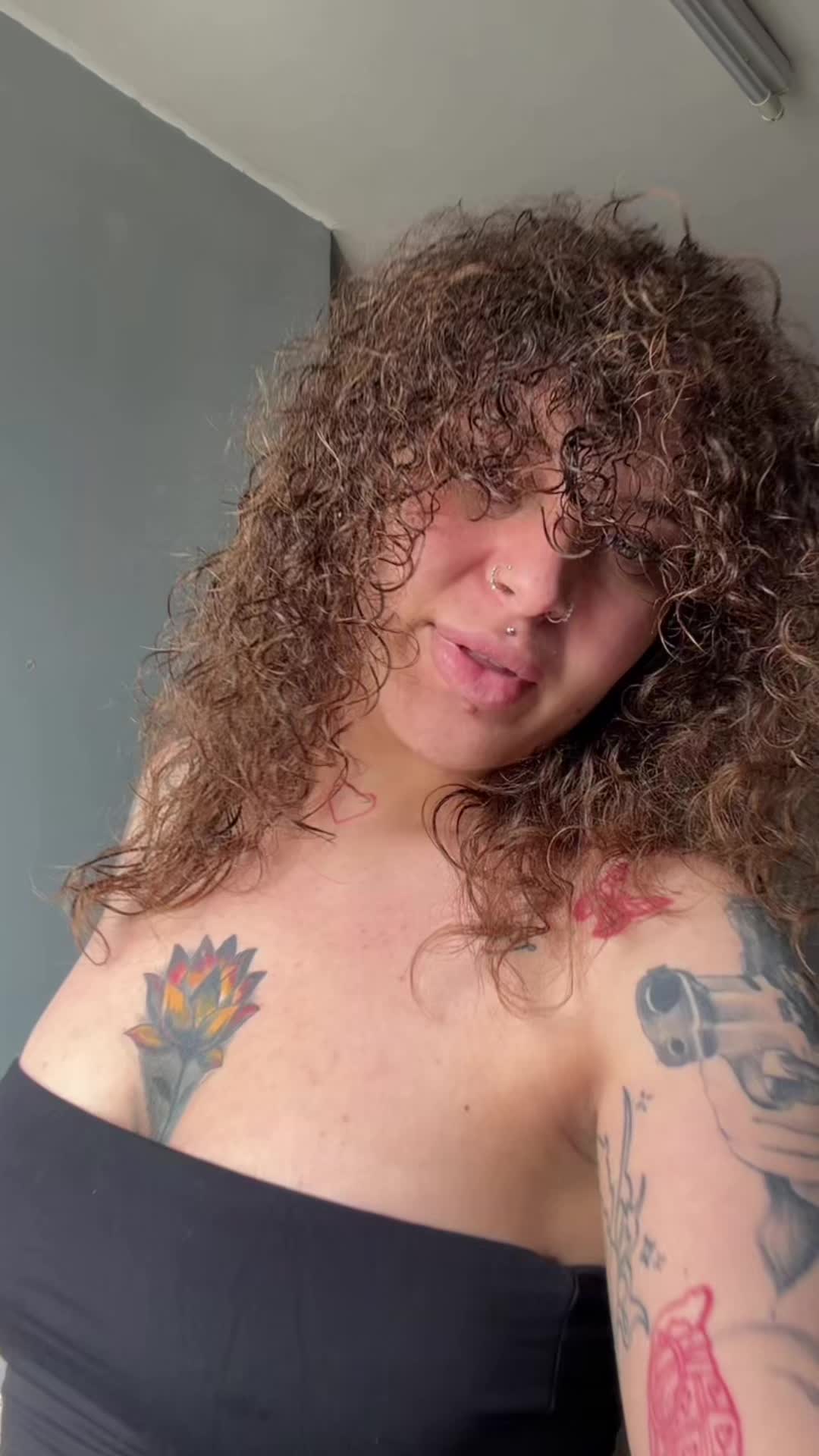 @Saralatns 🇹🇳