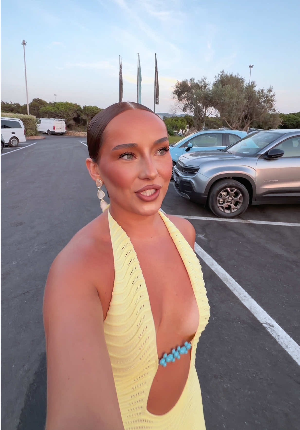 @Caradowntonn