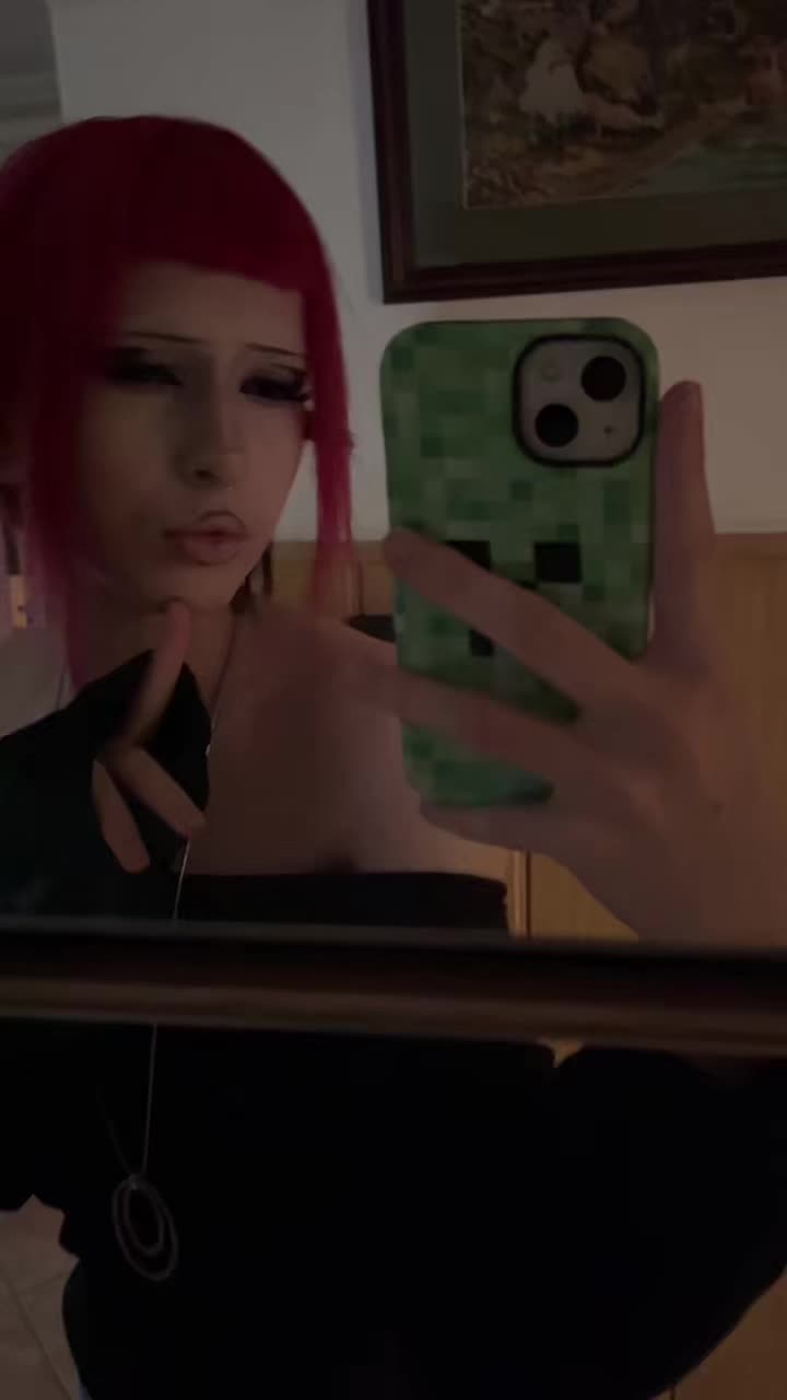 @🖤