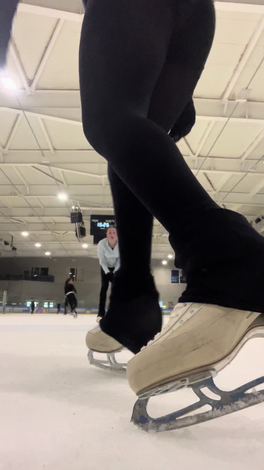 @Lucy ⛸️🤍