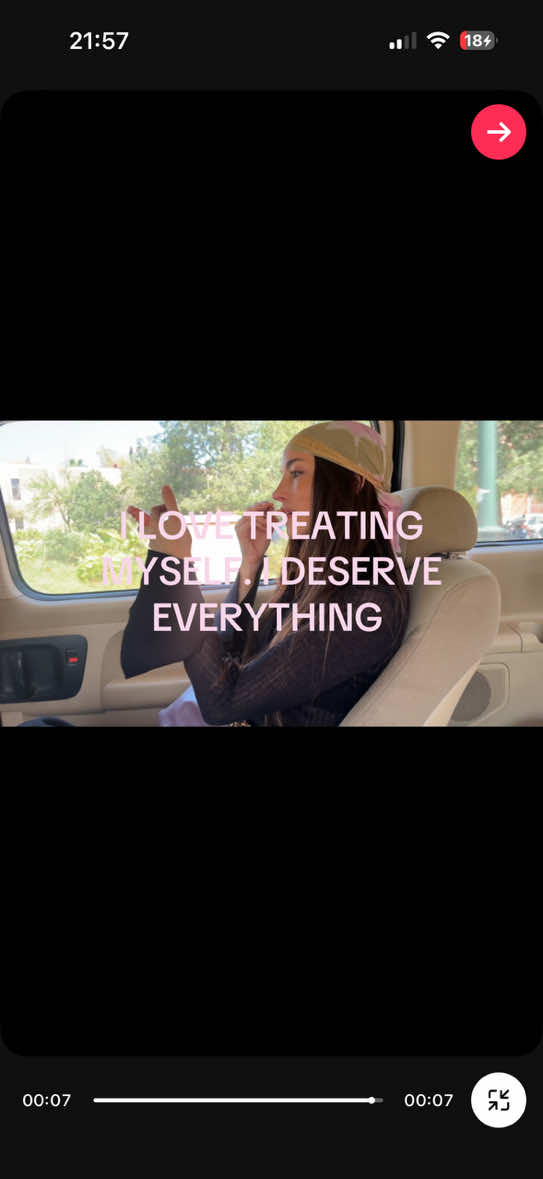 @That girl shops