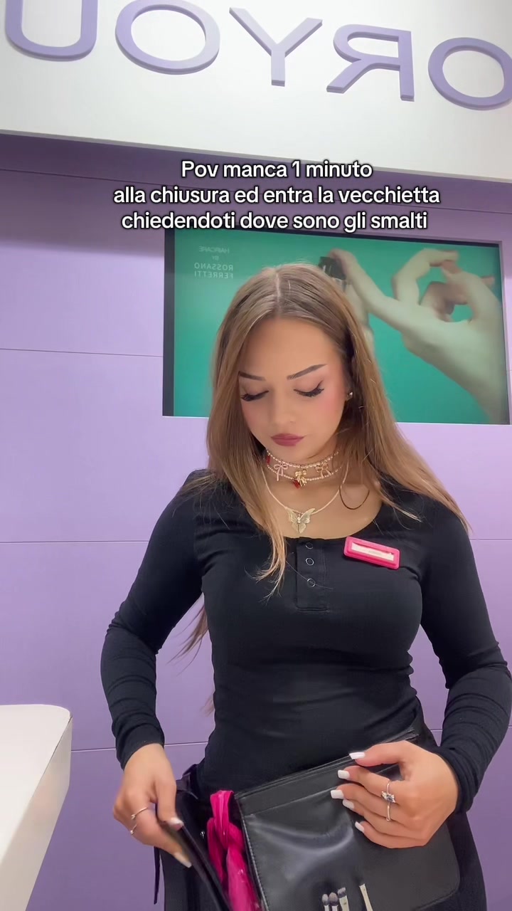 @Luna