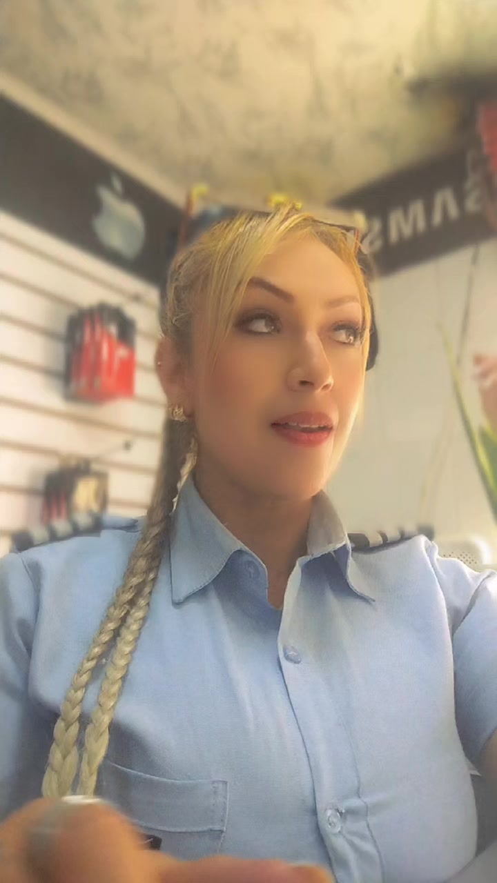 @LILIANA
