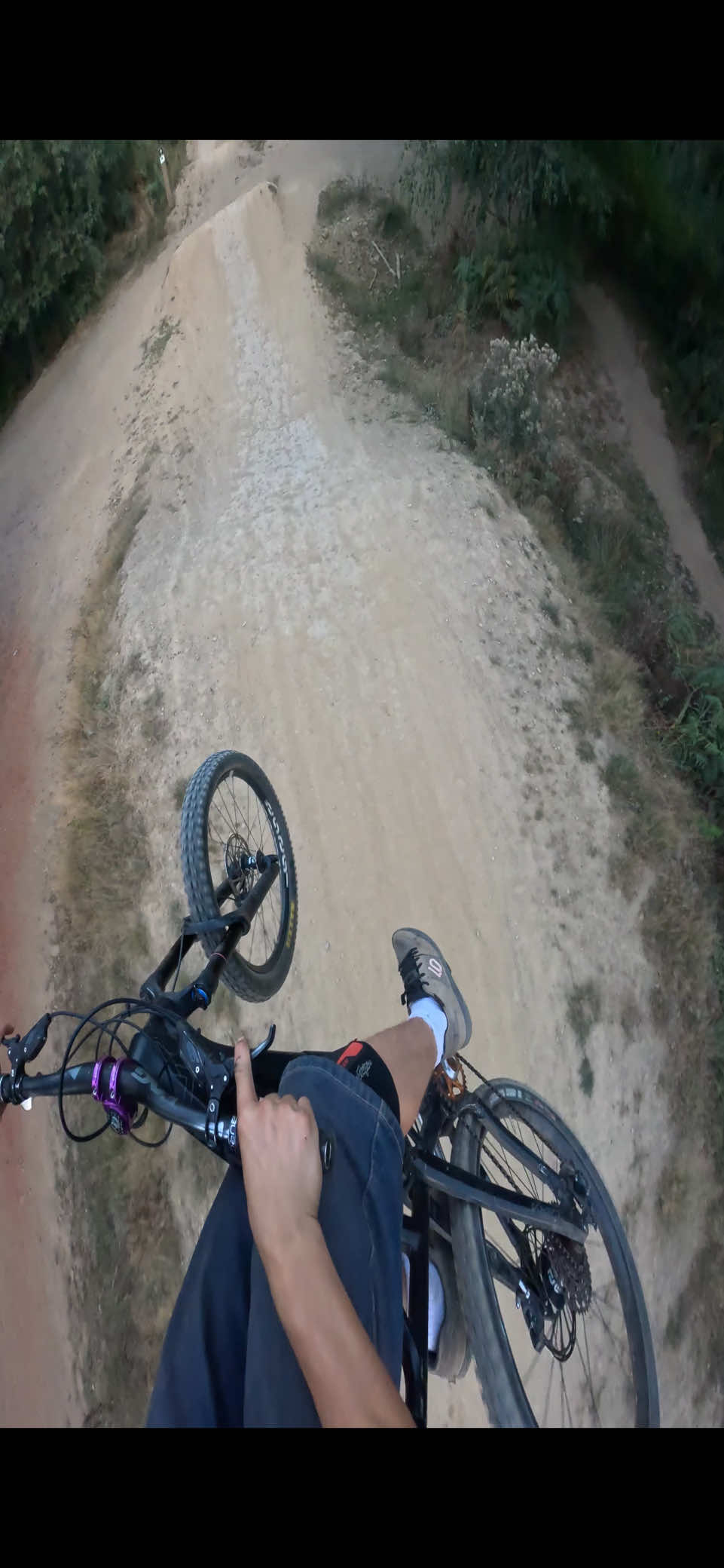 @Elliott_bikes