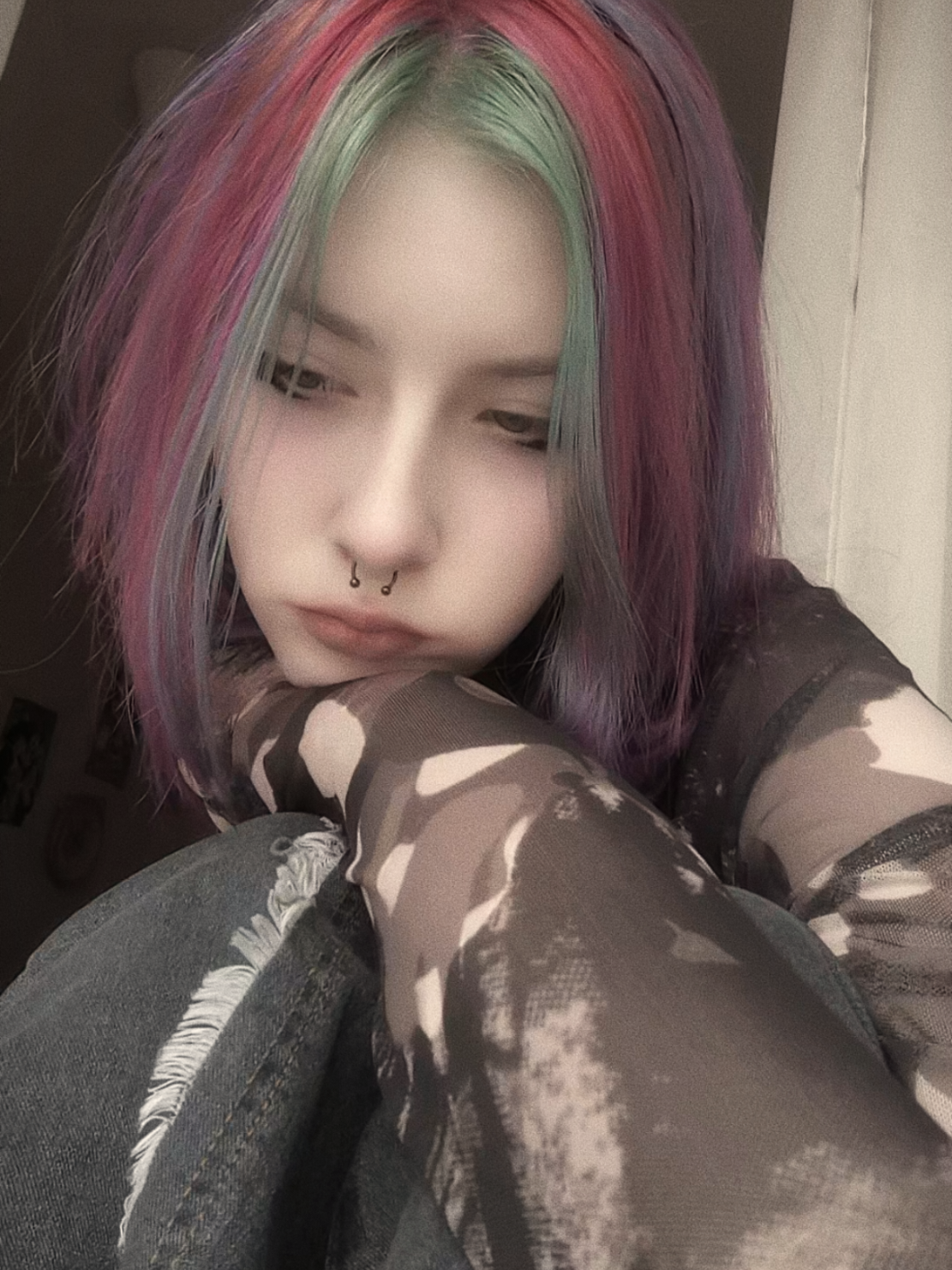 @(^^)