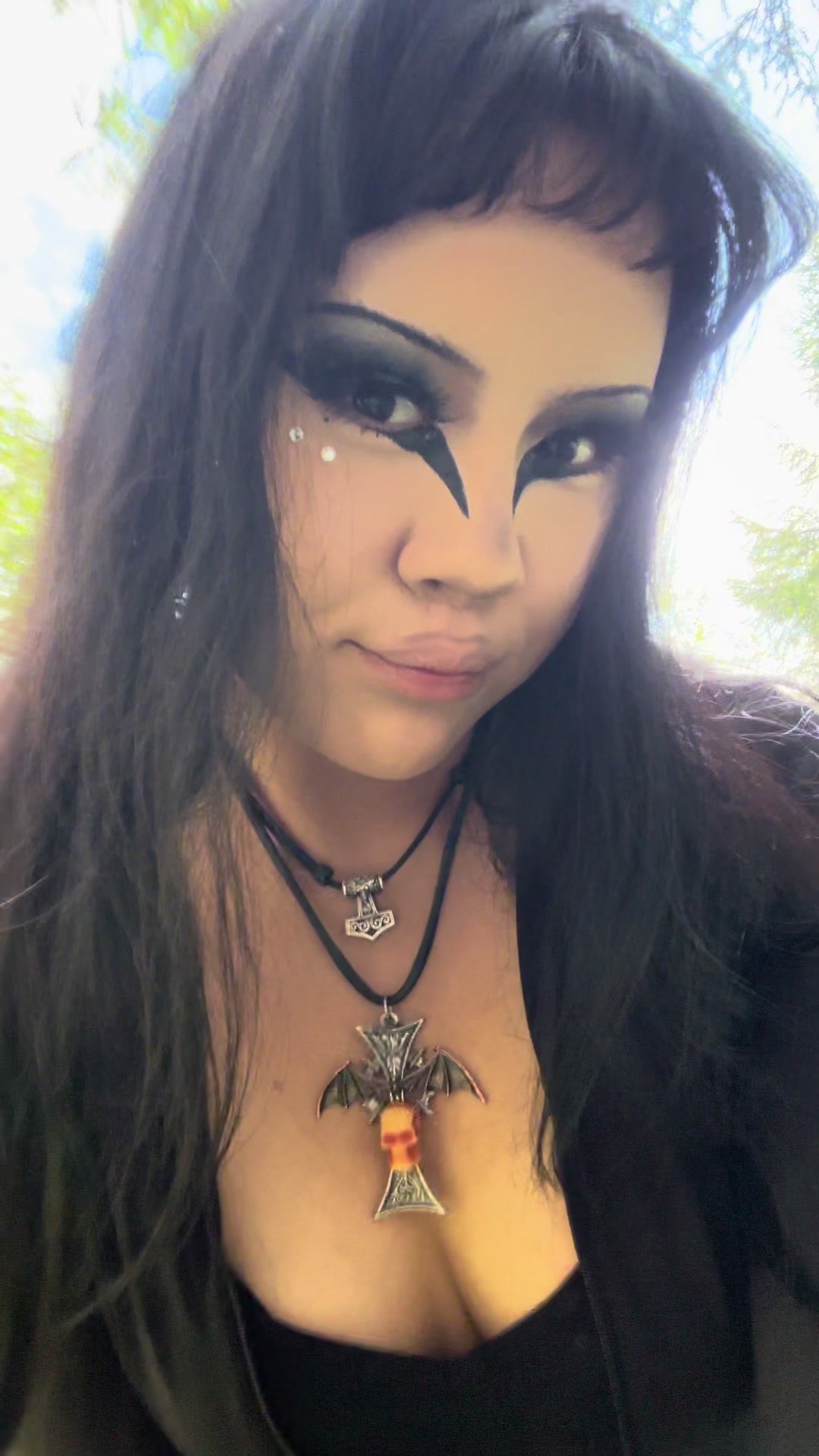 @☠️ CannibalGrrl ୧ ‧₊° 🥩🦴 ⋅