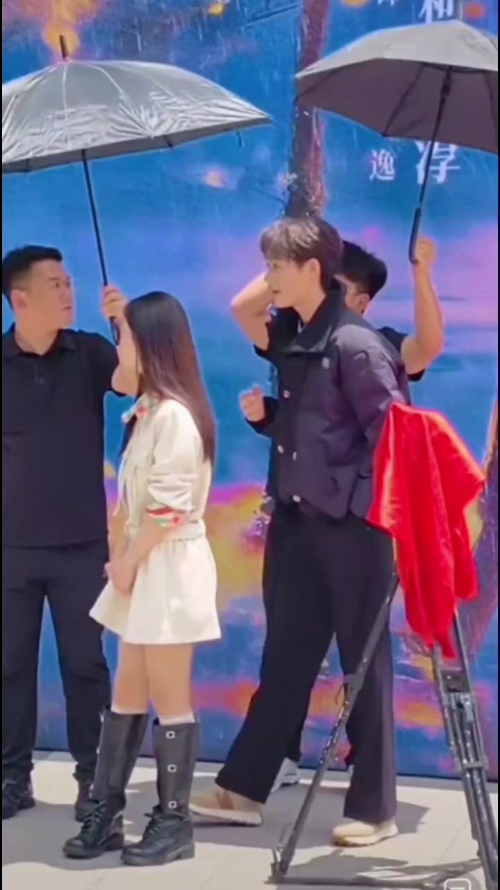@moonzying