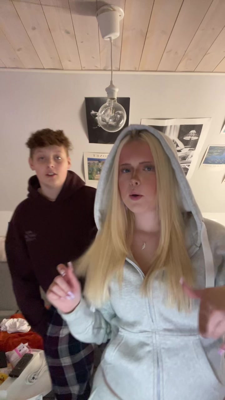 @ℰ𝓁𝓁ℯ𝓃🤍