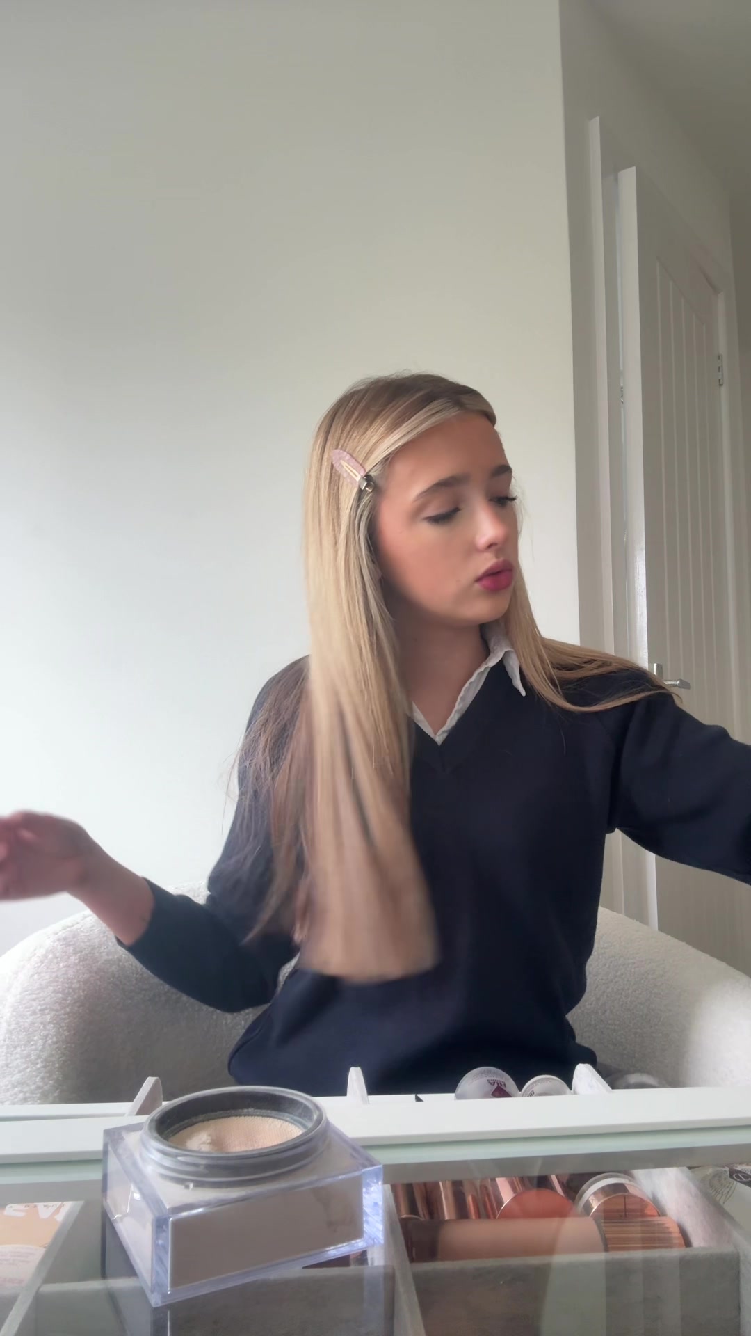 @phoebe louise