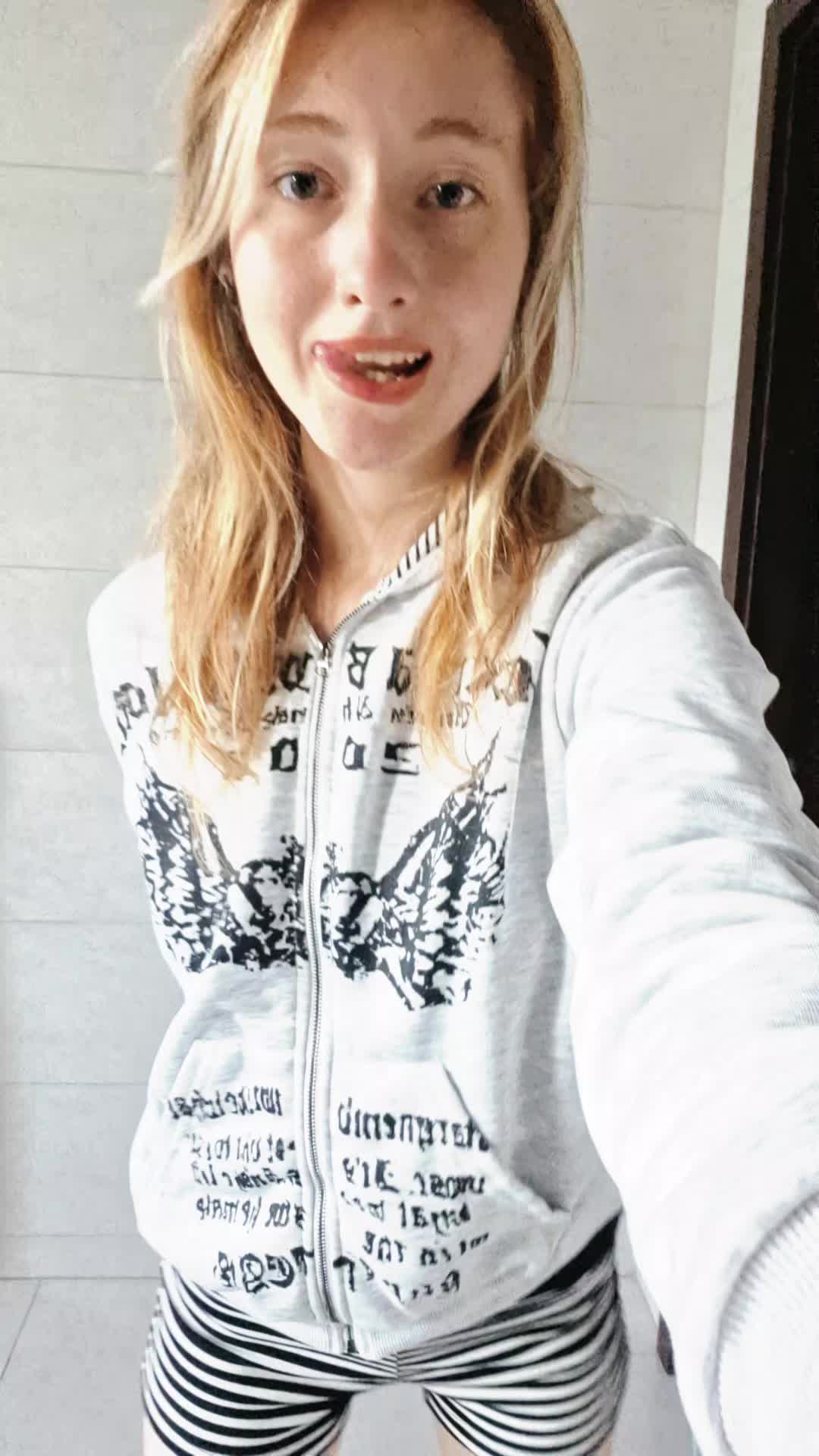 @amelianital