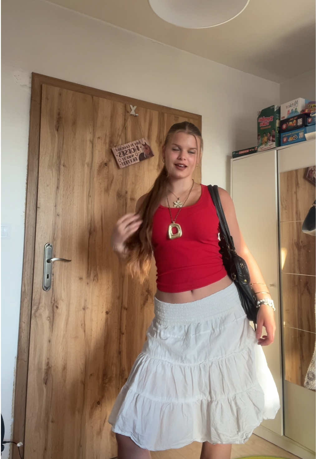 @elina🫰🏼⧗