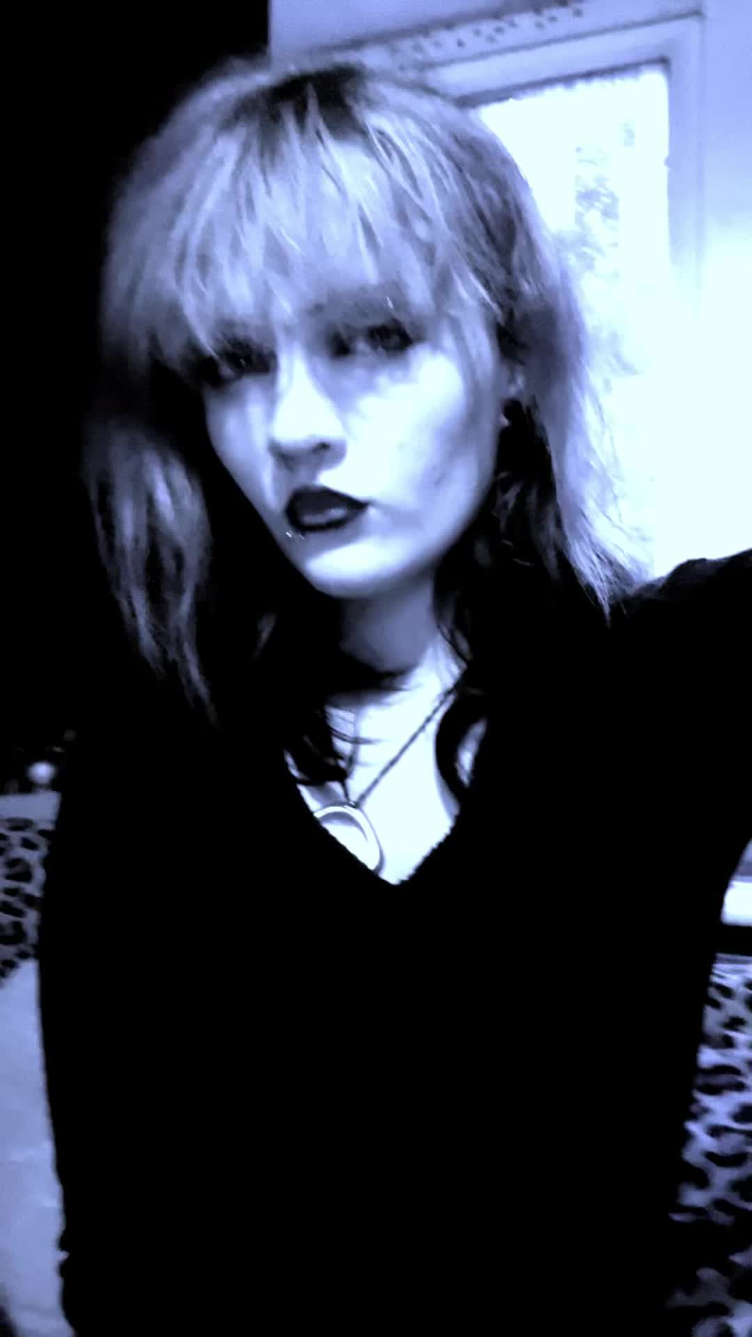 @𝕽𝖊𝖇𝖊𝖑