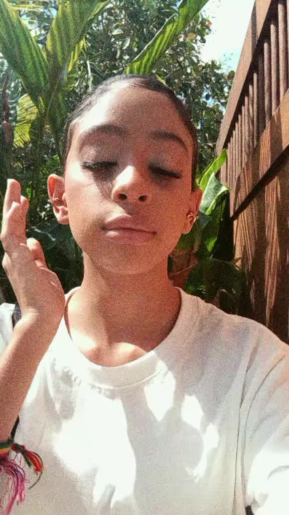 @Jhenni 𝜗ৎ