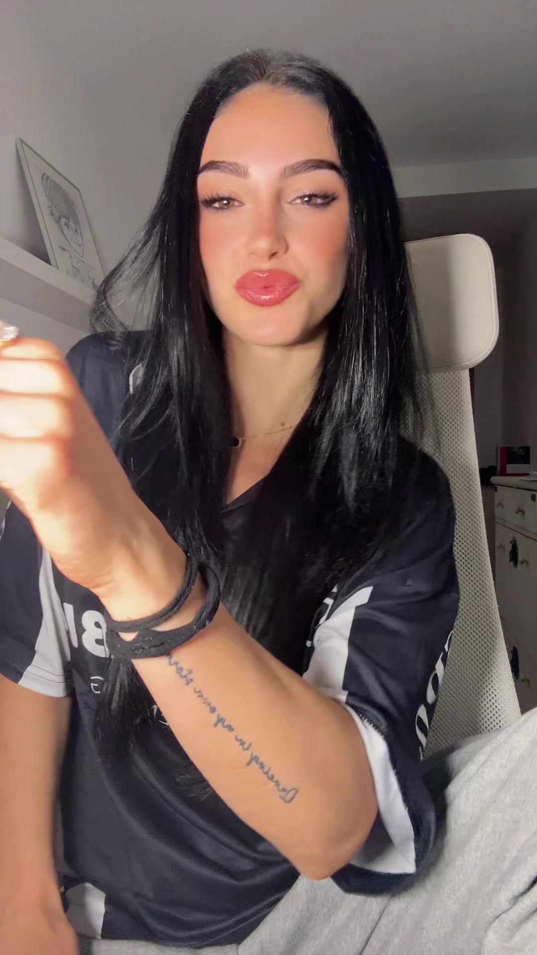 @_laurdguezz